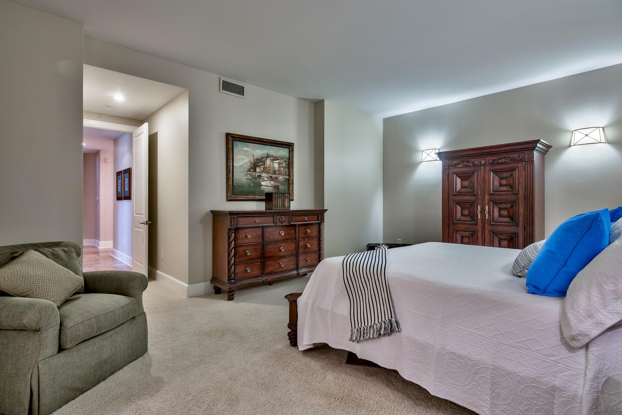 SANCTUARY BY THE SEA - Residential