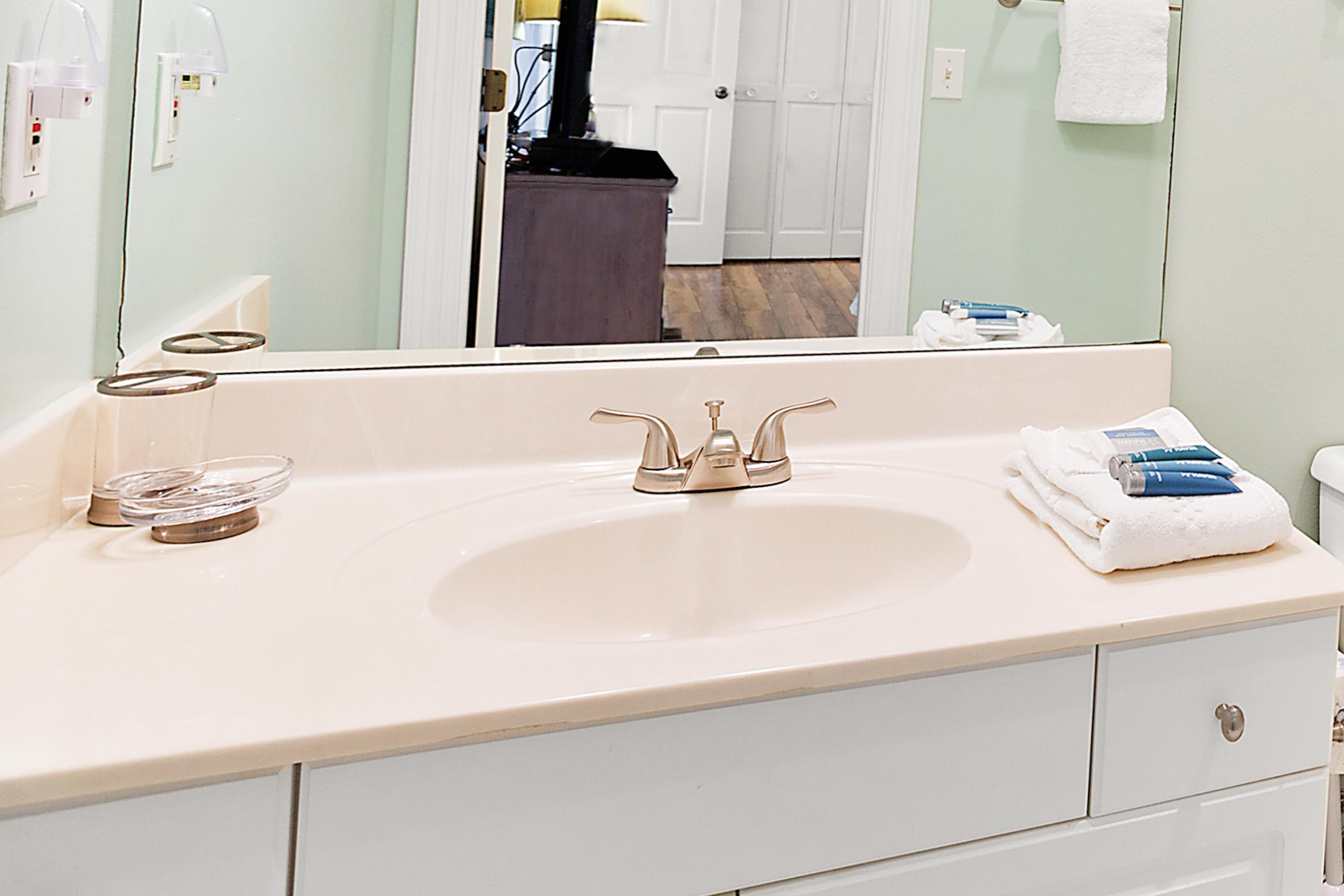 TURNBERRY VILLAS CONDO - Residential