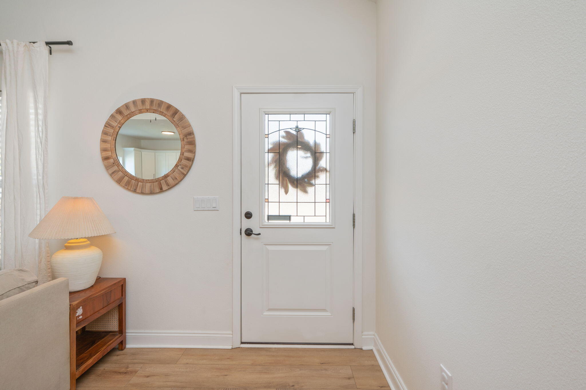 QUIET OAKS - Residential