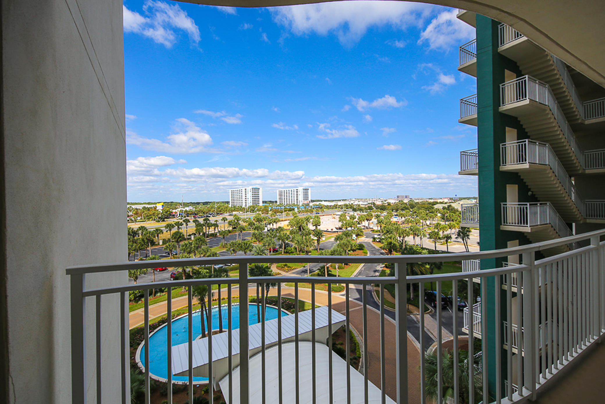 STERLING SHORES - Residential