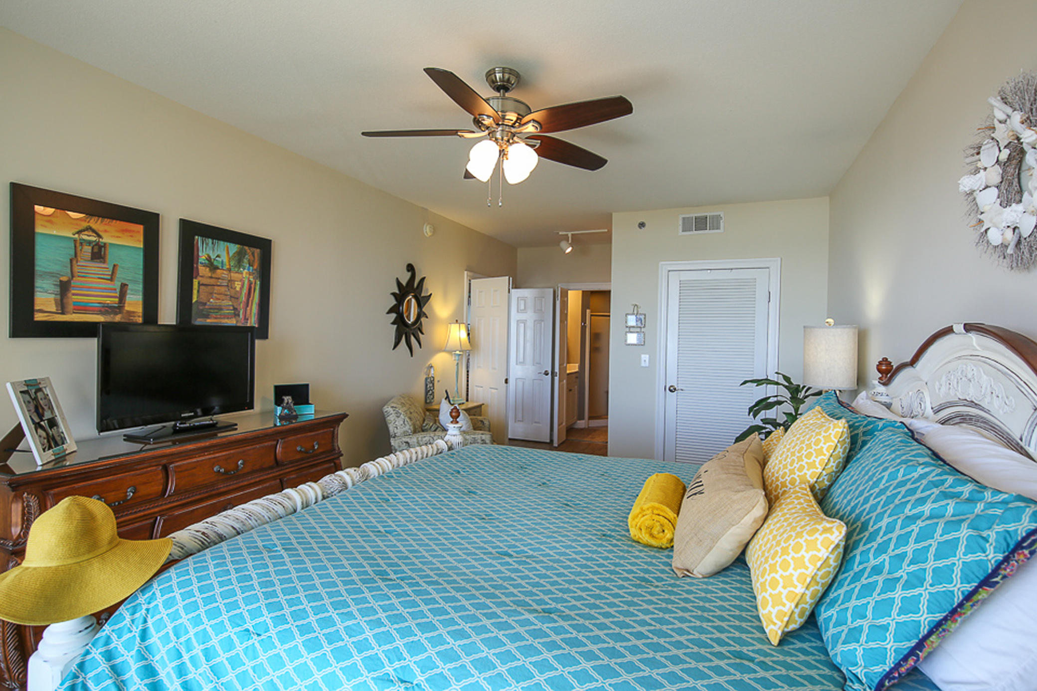 STERLING SHORES - Residential