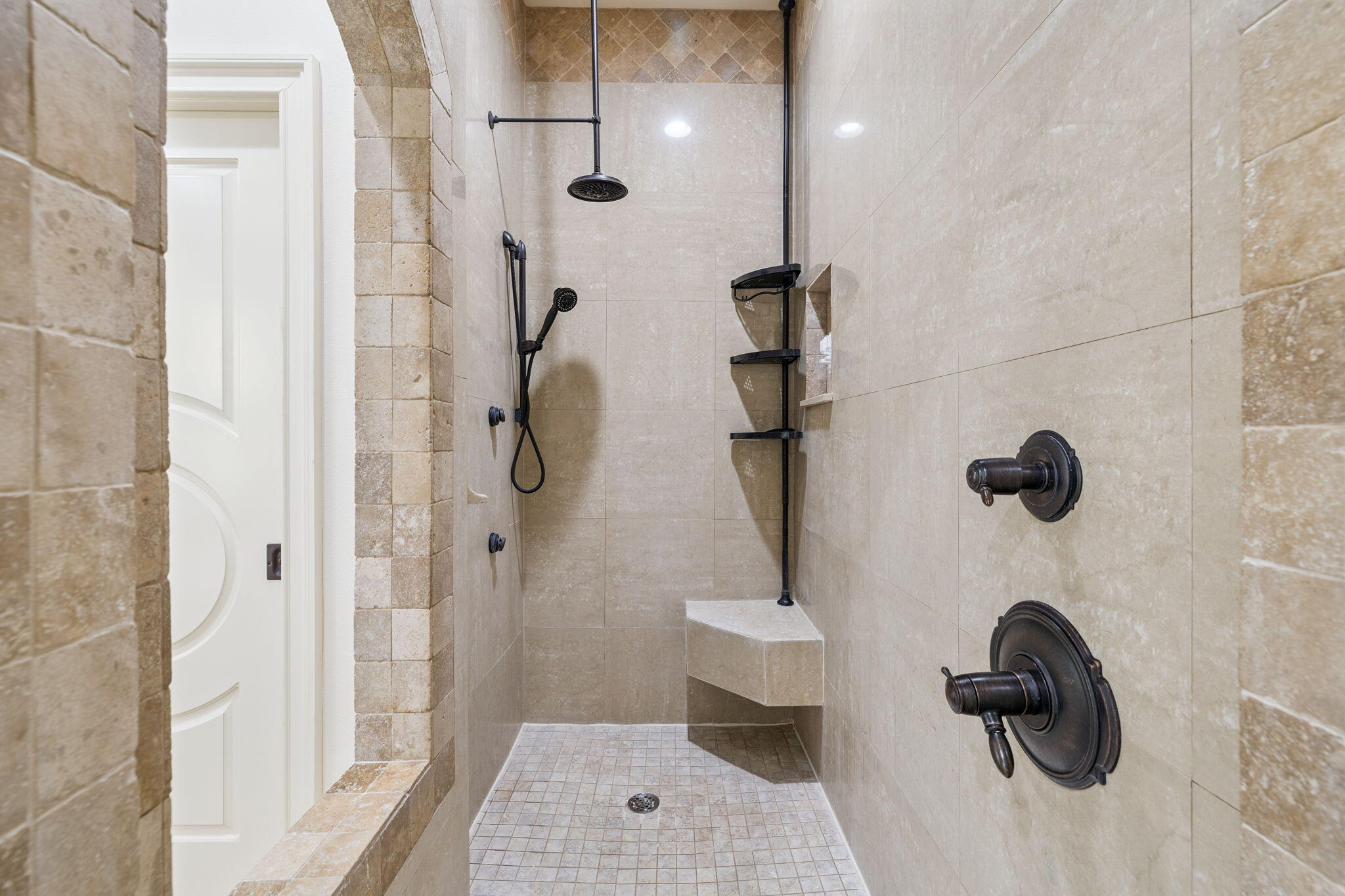 EMERALD BAY PH 1A - Residential