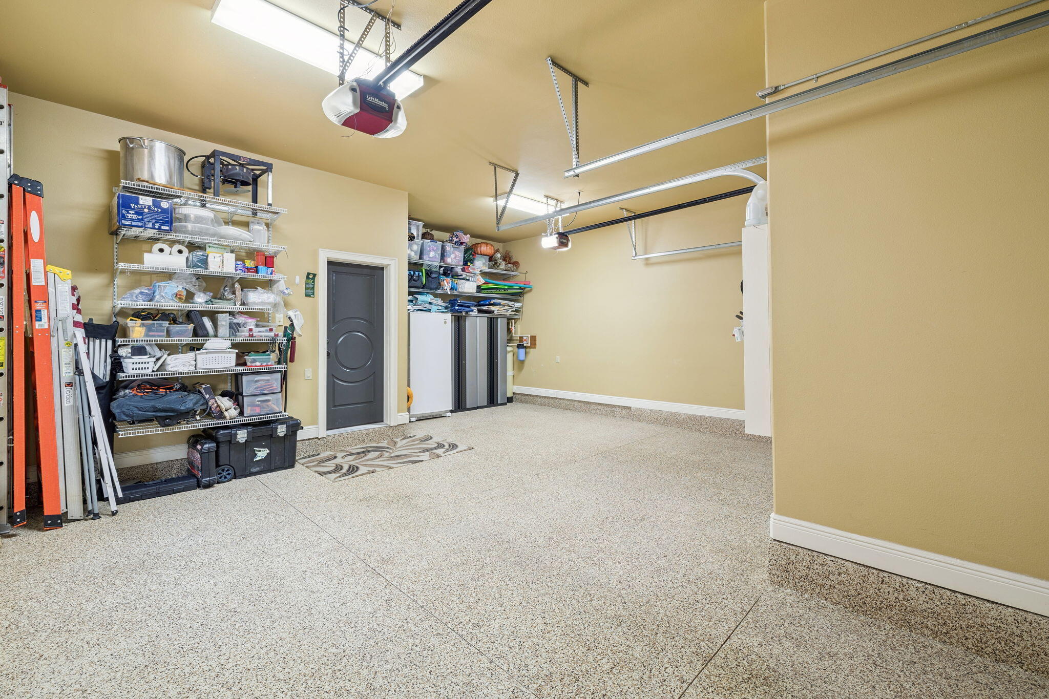 EMERALD BAY PH 1A - Residential