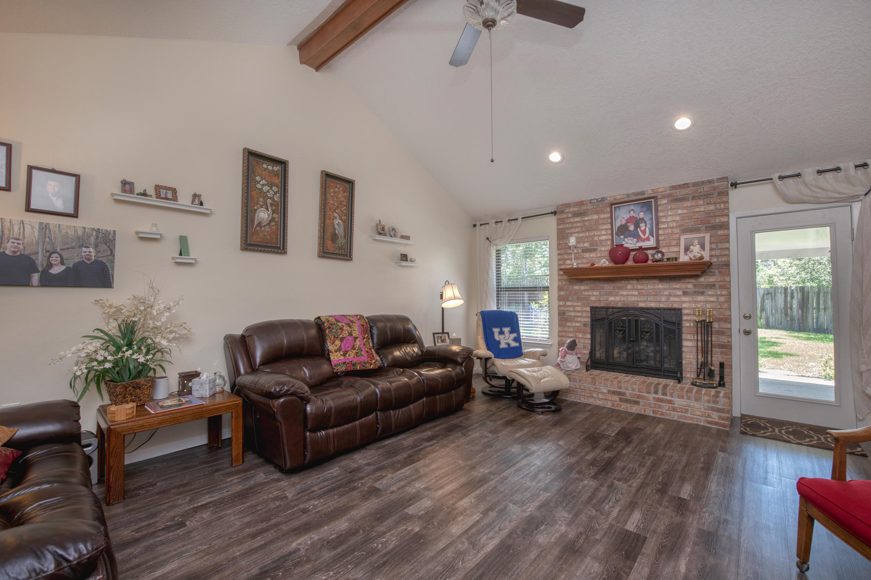 CHATEAU PRES DE LA MER - Residential