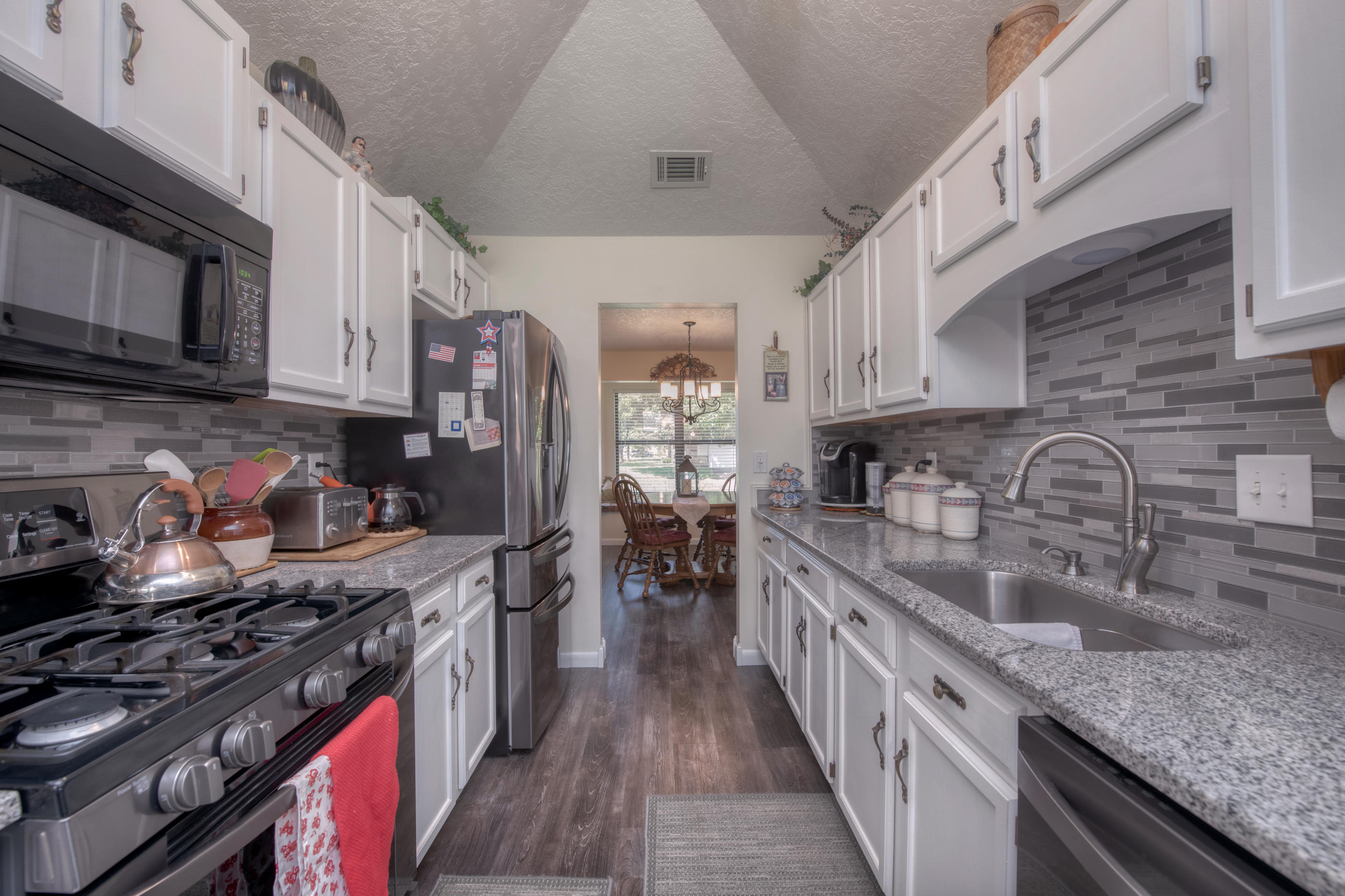 CHATEAU PRES DE LA MER - Residential