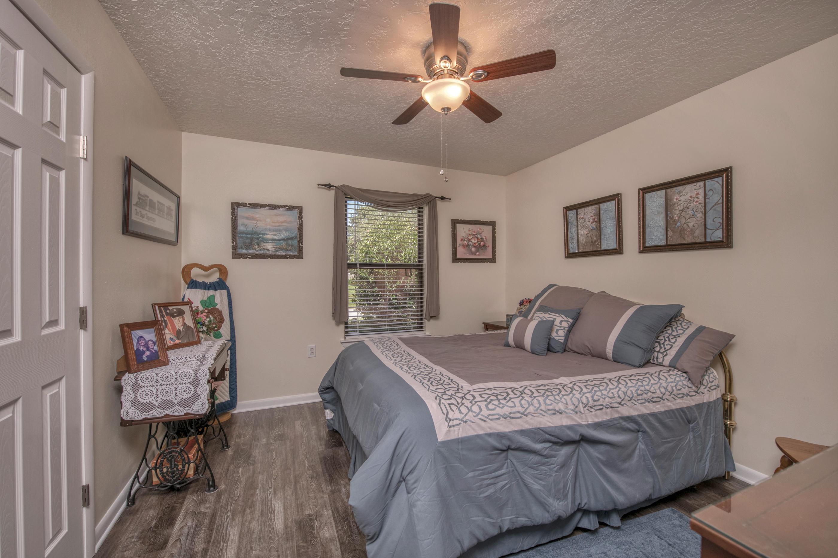 CHATEAU PRES DE LA MER - Residential