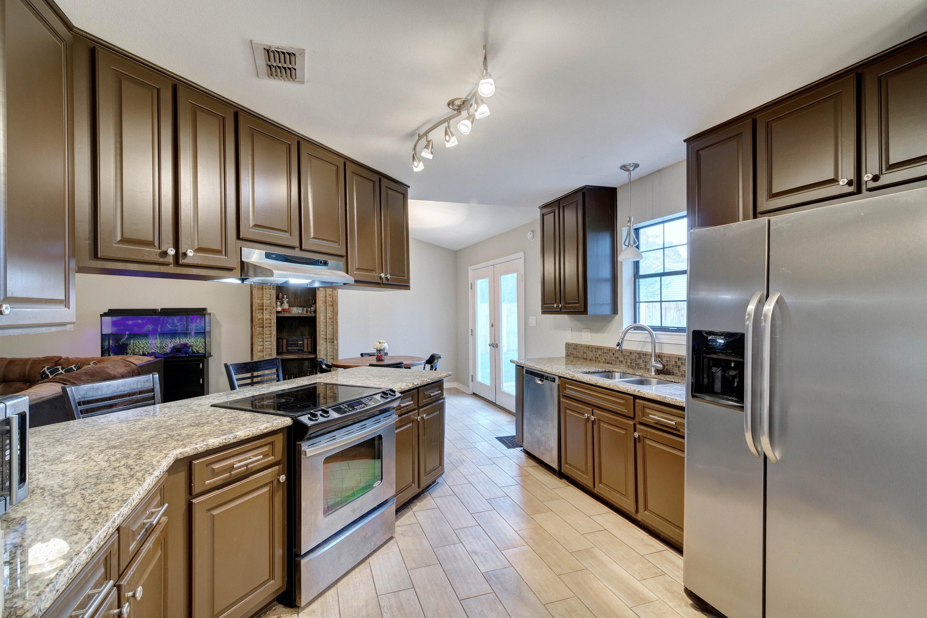 SANTA ROSA SHORES 5TH ADDN - Residential