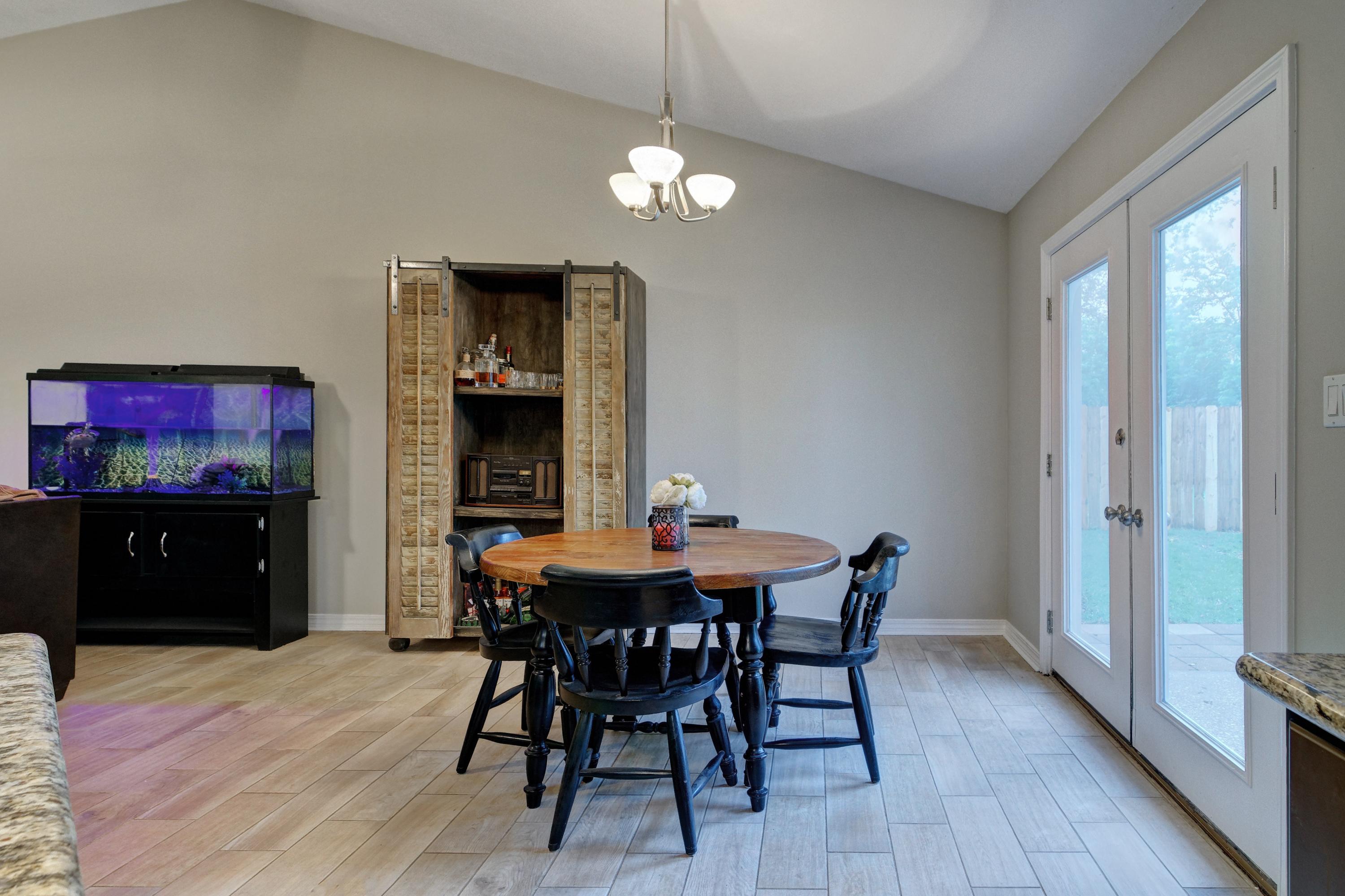 SANTA ROSA SHORES 5TH ADDN - Residential