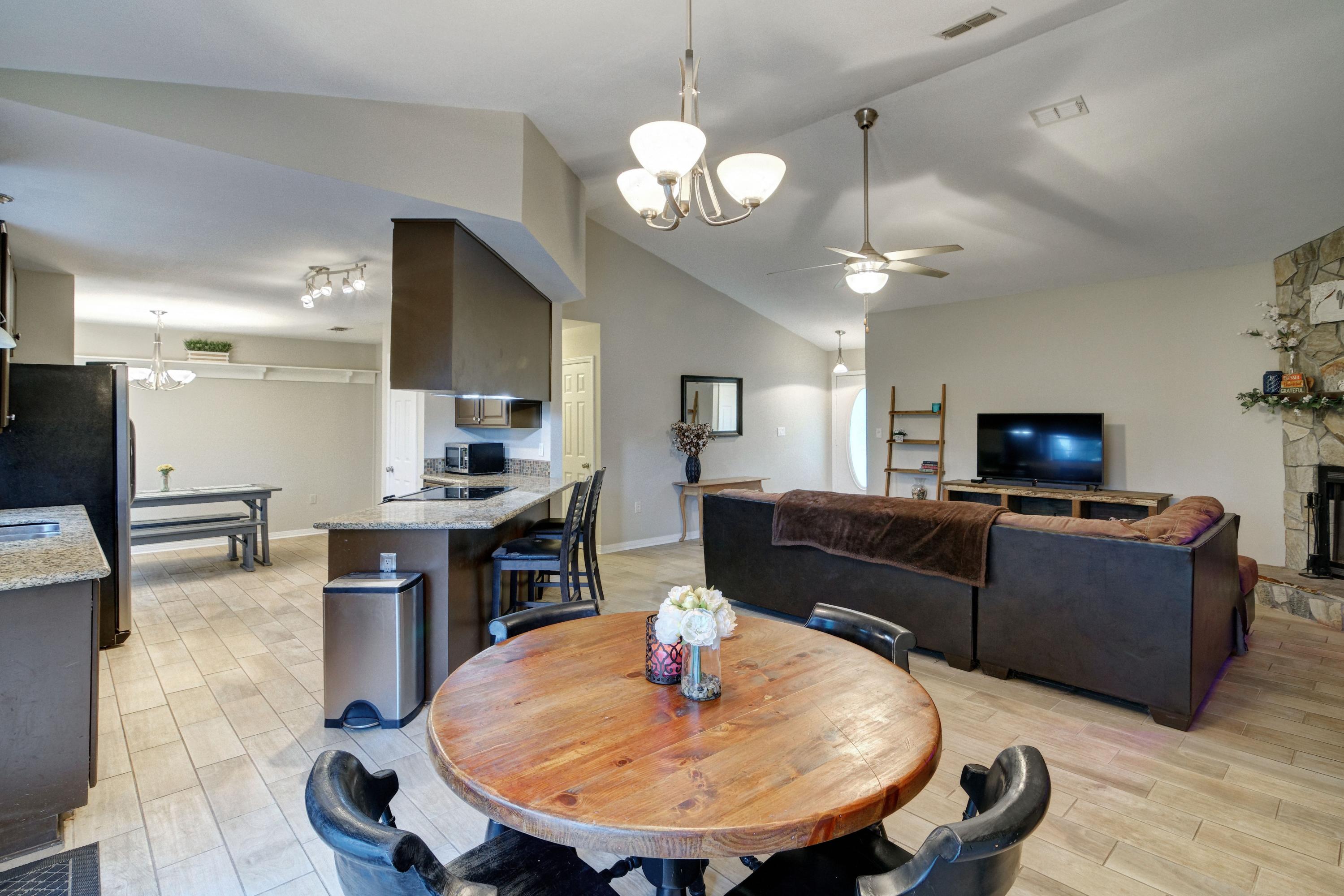 SANTA ROSA SHORES 5TH ADDN - Residential