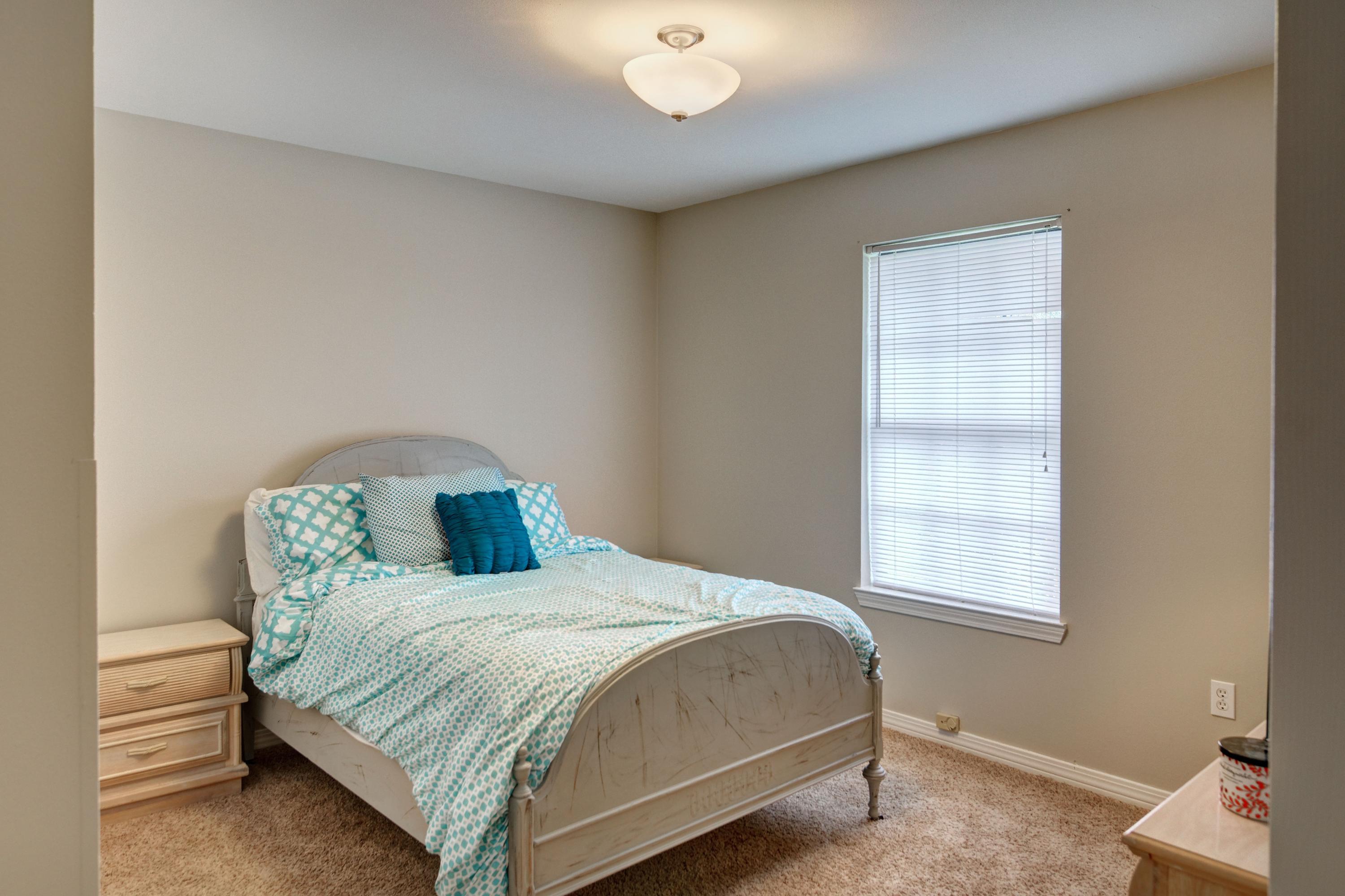 SANTA ROSA SHORES 5TH ADDN - Residential