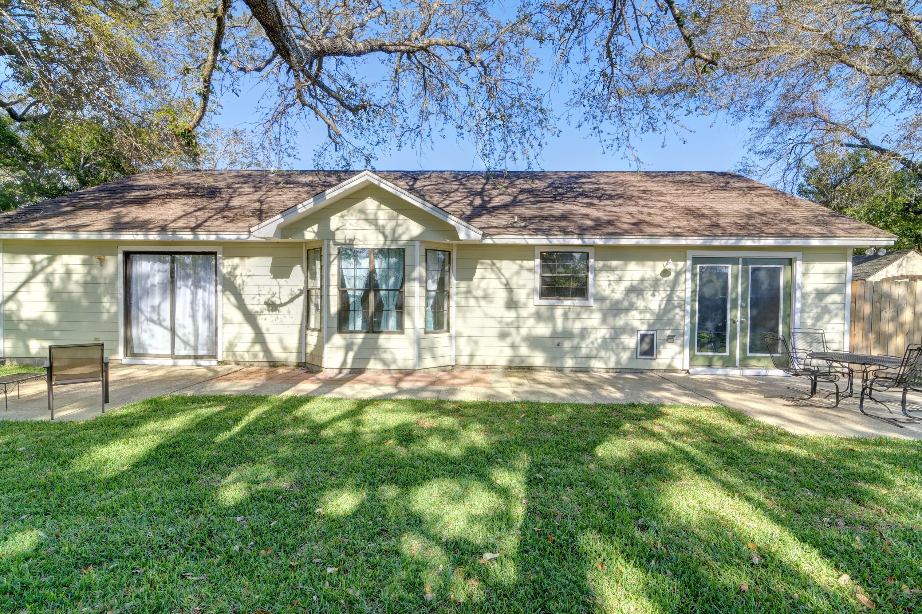 SANTA ROSA SHORES 5TH ADDN - Residential