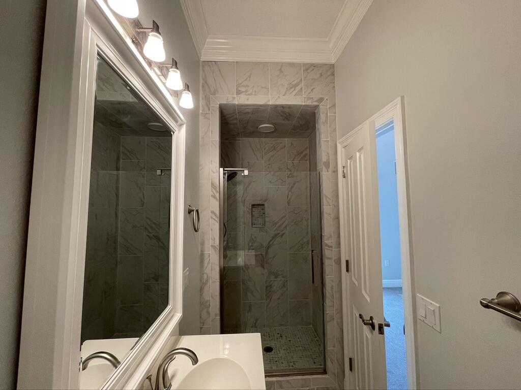 BAYWINDS GOLF ESTATES PH 3 - Residential Lease