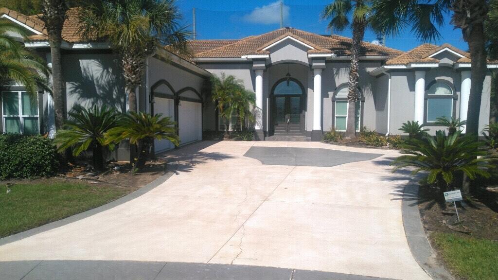 BAYWINDS GOLF ESTATES PH 3 - Residential Lease