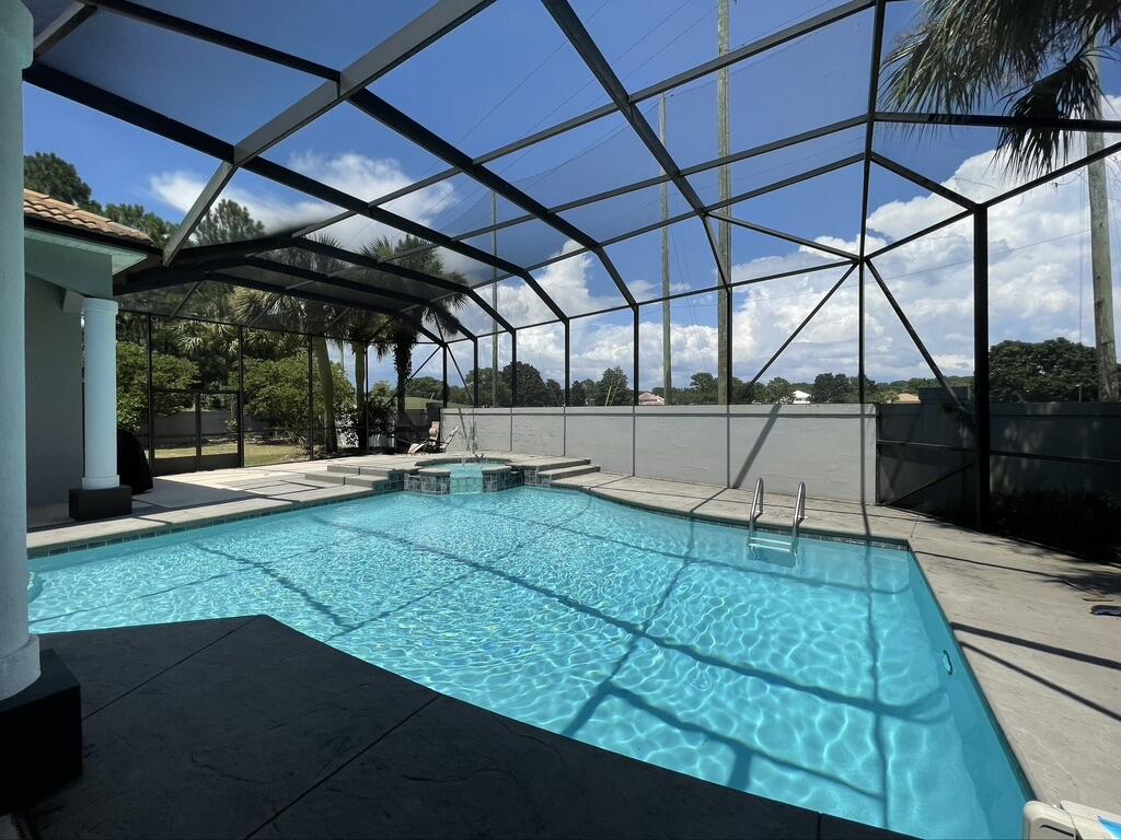 BAYWINDS GOLF ESTATES PH 3 - Residential Lease