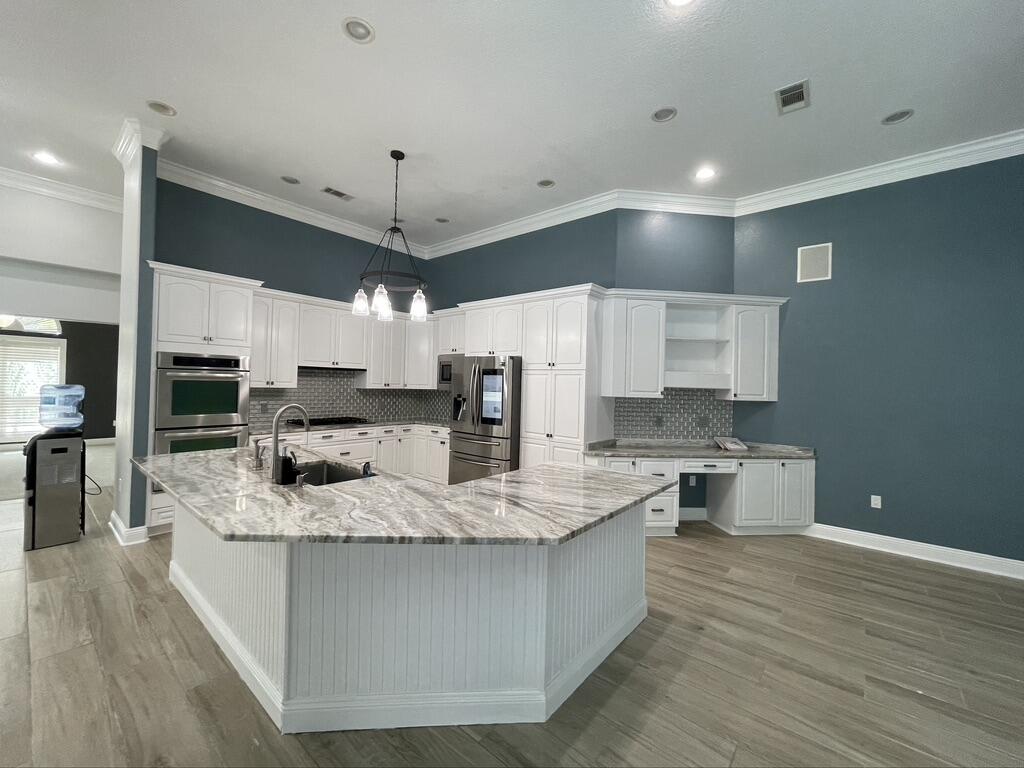 BAYWINDS GOLF ESTATES PH 3 - Residential Lease