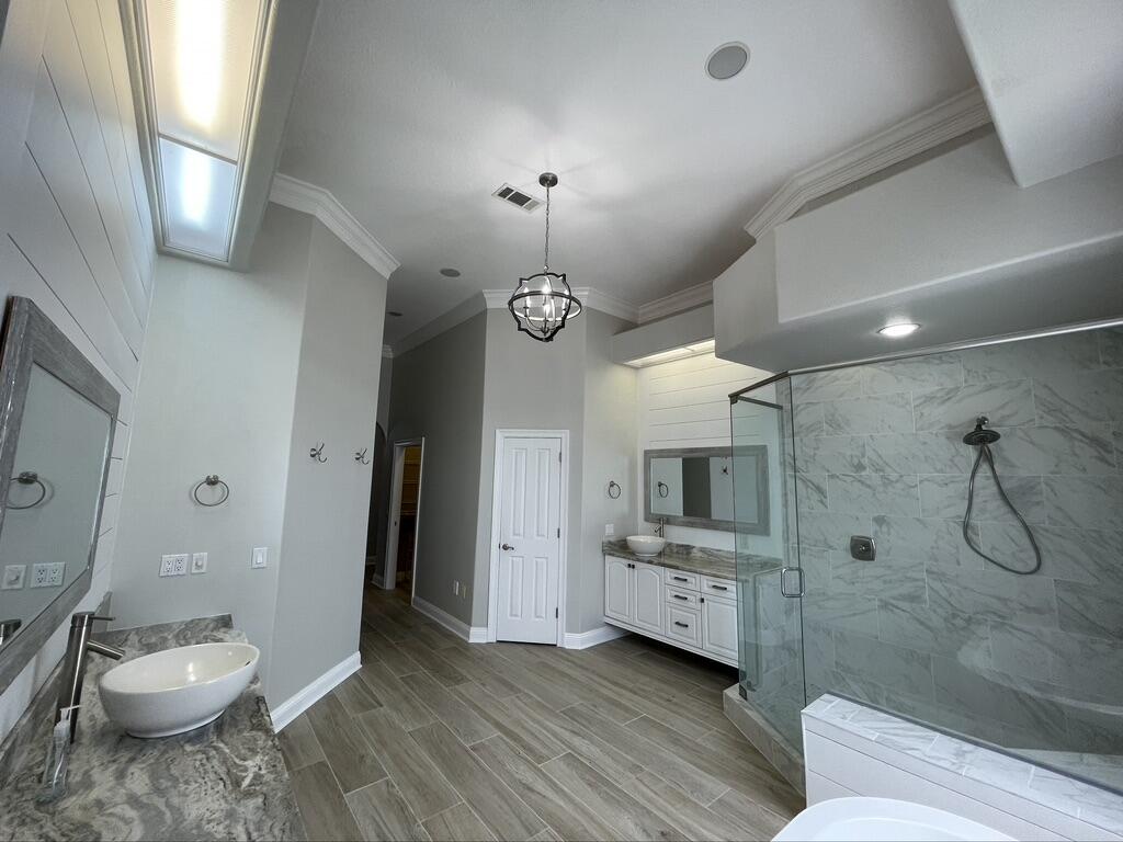 BAYWINDS GOLF ESTATES PH 3 - Residential Lease