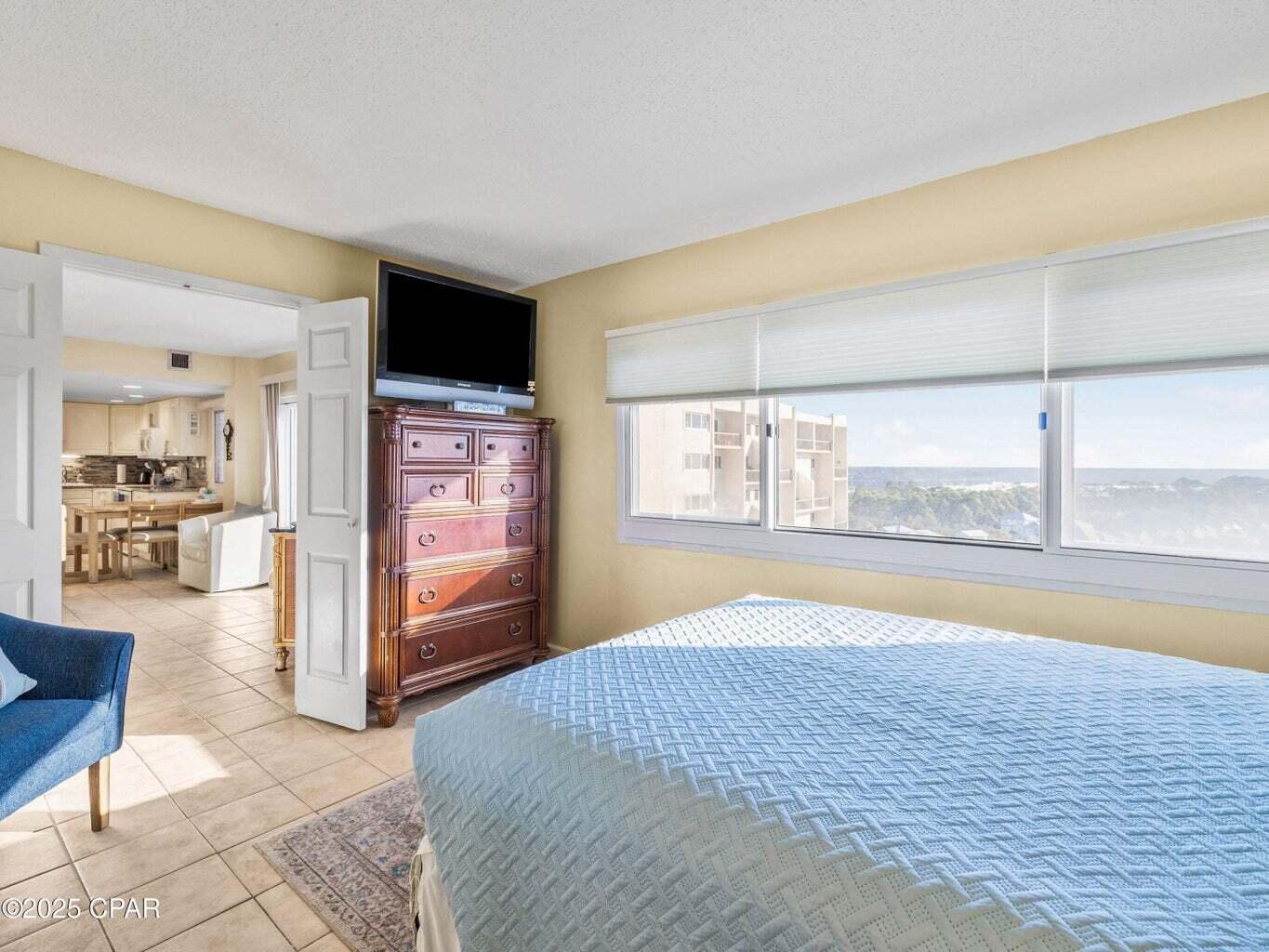 PINNACLE PORT - Residential