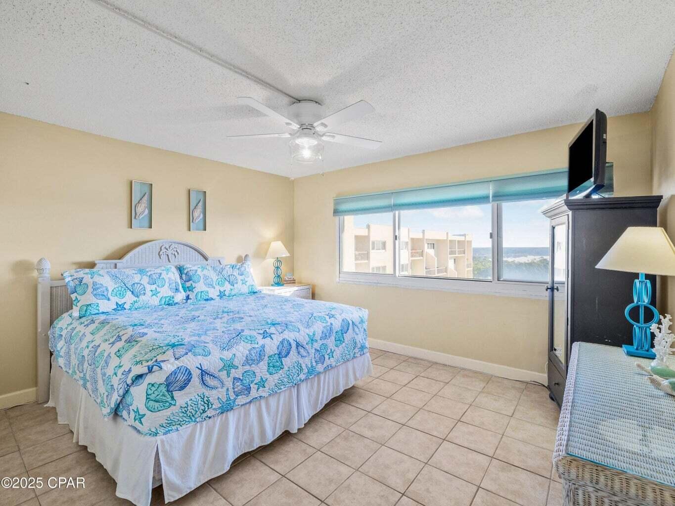 PINNACLE PORT - Residential