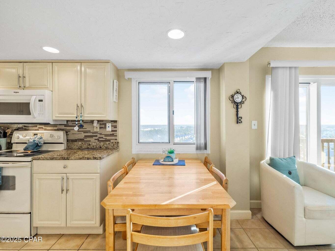 PINNACLE PORT - Residential