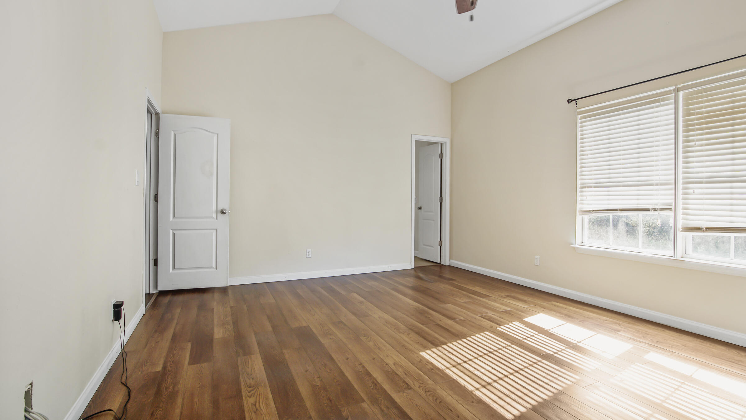 BRANDON OAKS - Residential