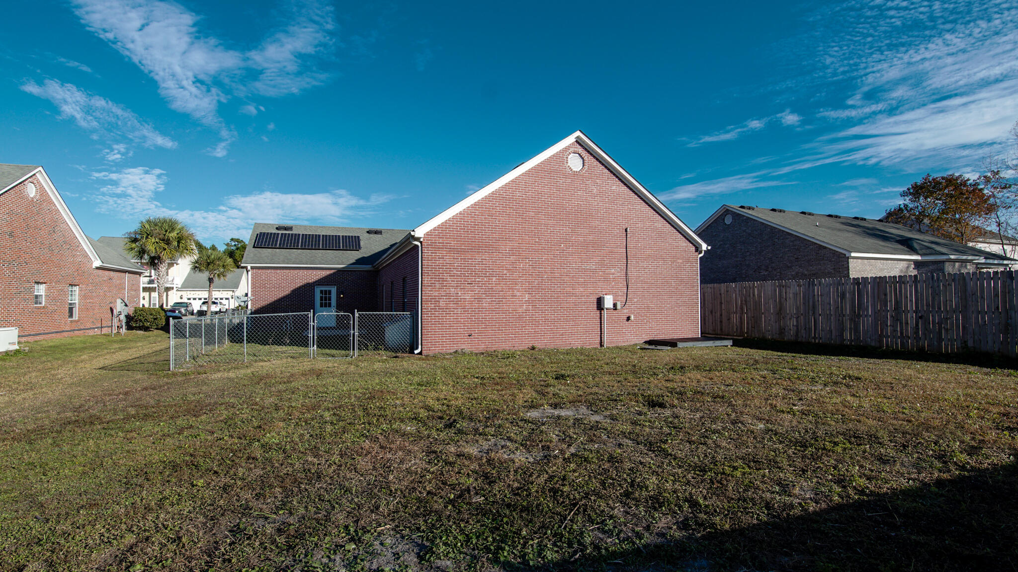 BRANDON OAKS - Residential