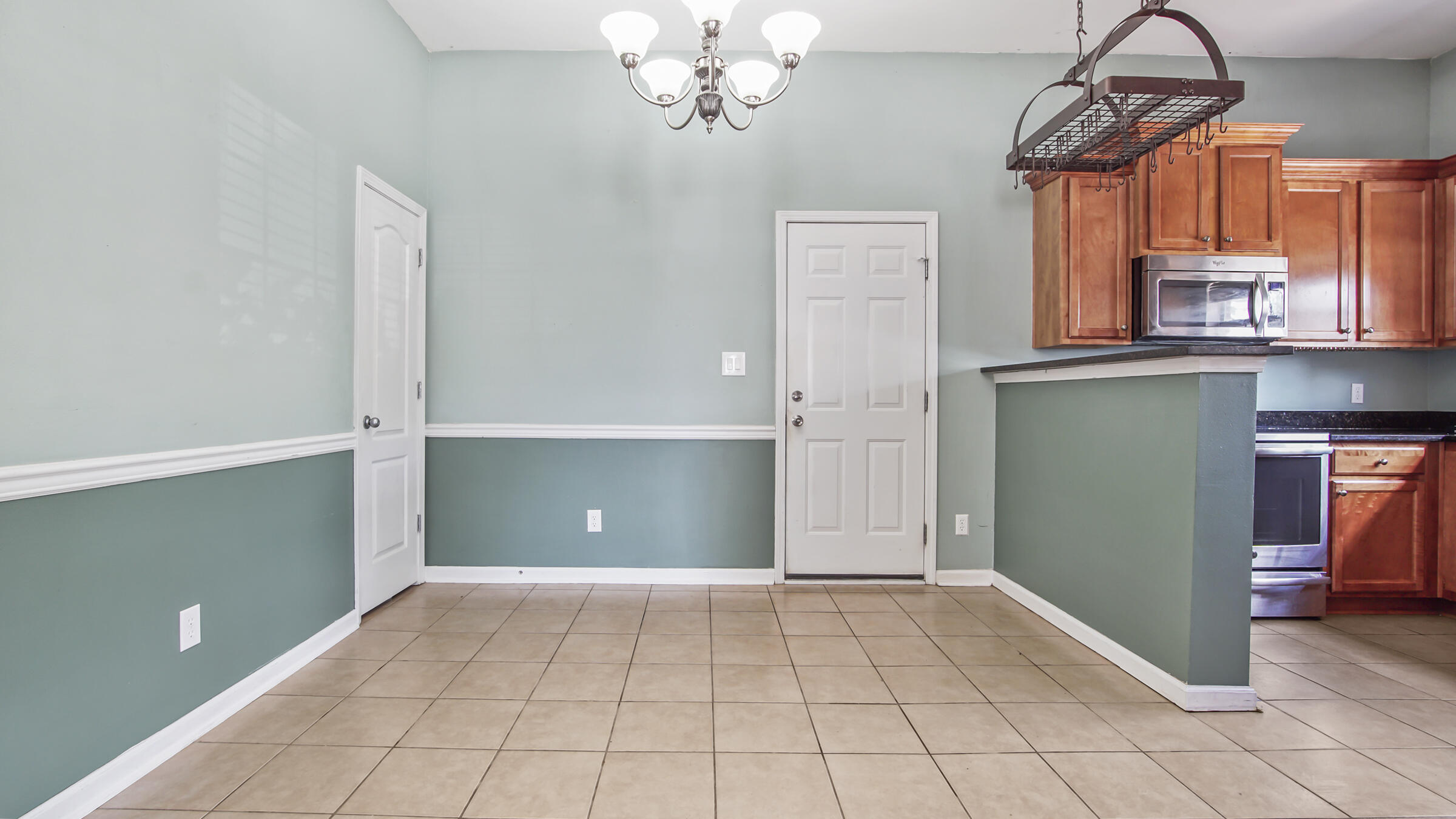 BRANDON OAKS - Residential