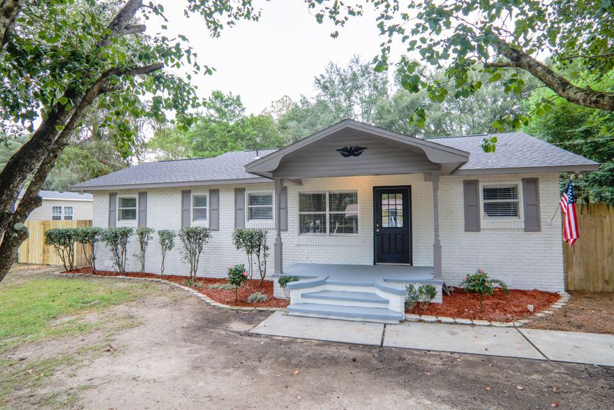 Effective year built 1994..Newly Renovated and looking for new Owners to love it! Come see this Ranch Style 3 BED/2 BA Brick stucco home. Nice lot. New Roof/AC & Septic Tank with drainage lines 2020, Updated Kitchen with Granite counter-tops and backsplash. New Stainless Steel Appliances, and light. Updated bathrooms with New vanities, mirror, light and luxury vinyl flooring. New paint inside and out. New Laminate Floors throughout main areas  and new carpet in bedrooms. New fans and lights throughout home, new doorknobs and hinges. Come relax on the patio in your large backyard with full privacy fence. Room sizes approx. buyer to confirm.