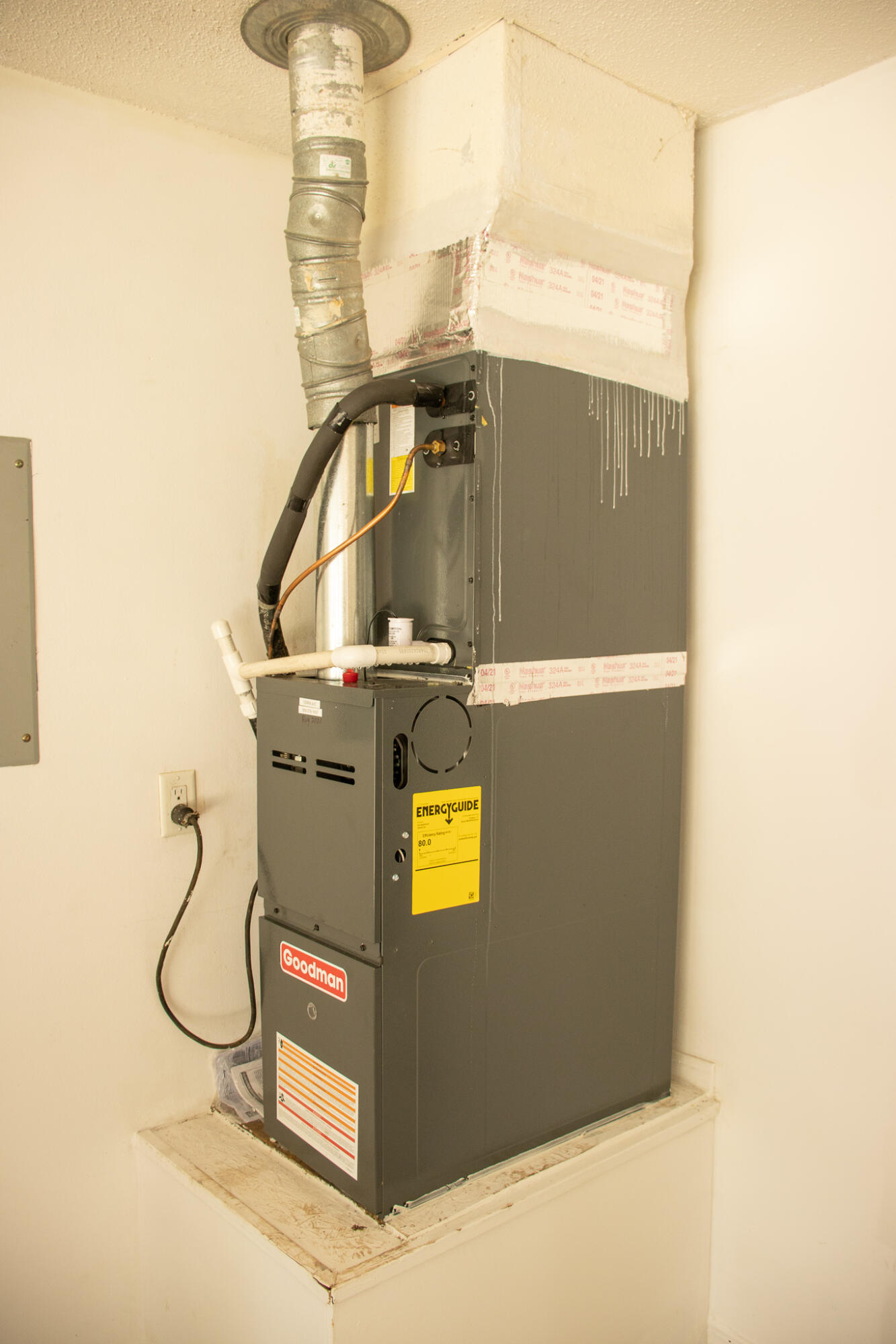 EMERALD GARDENS N 1ST ADD LOT 11 - Residential