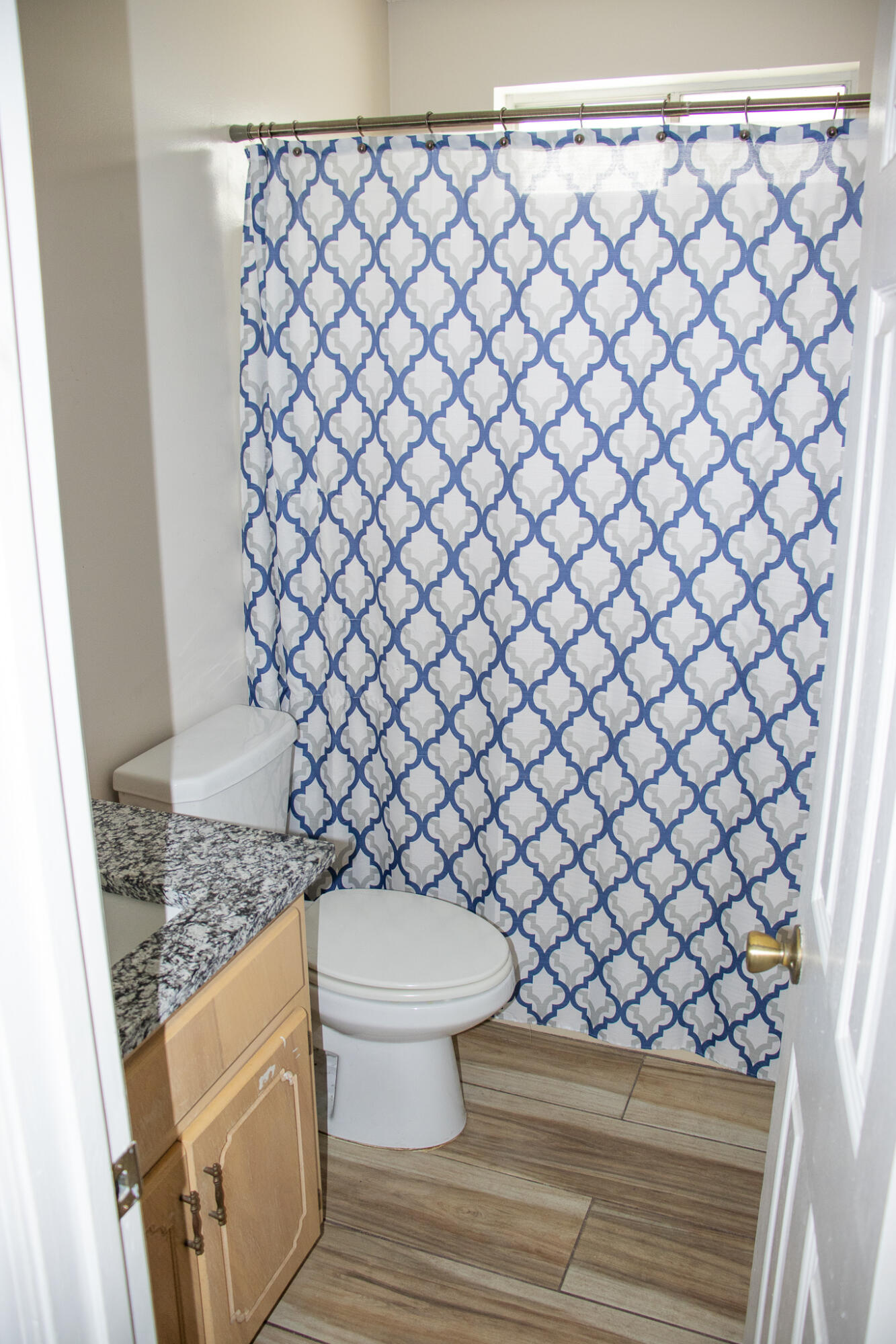 EMERALD GARDENS N 1ST ADD LOT 11 - Residential