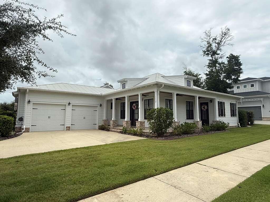 DEER MOSS CREEK - Residential Lease