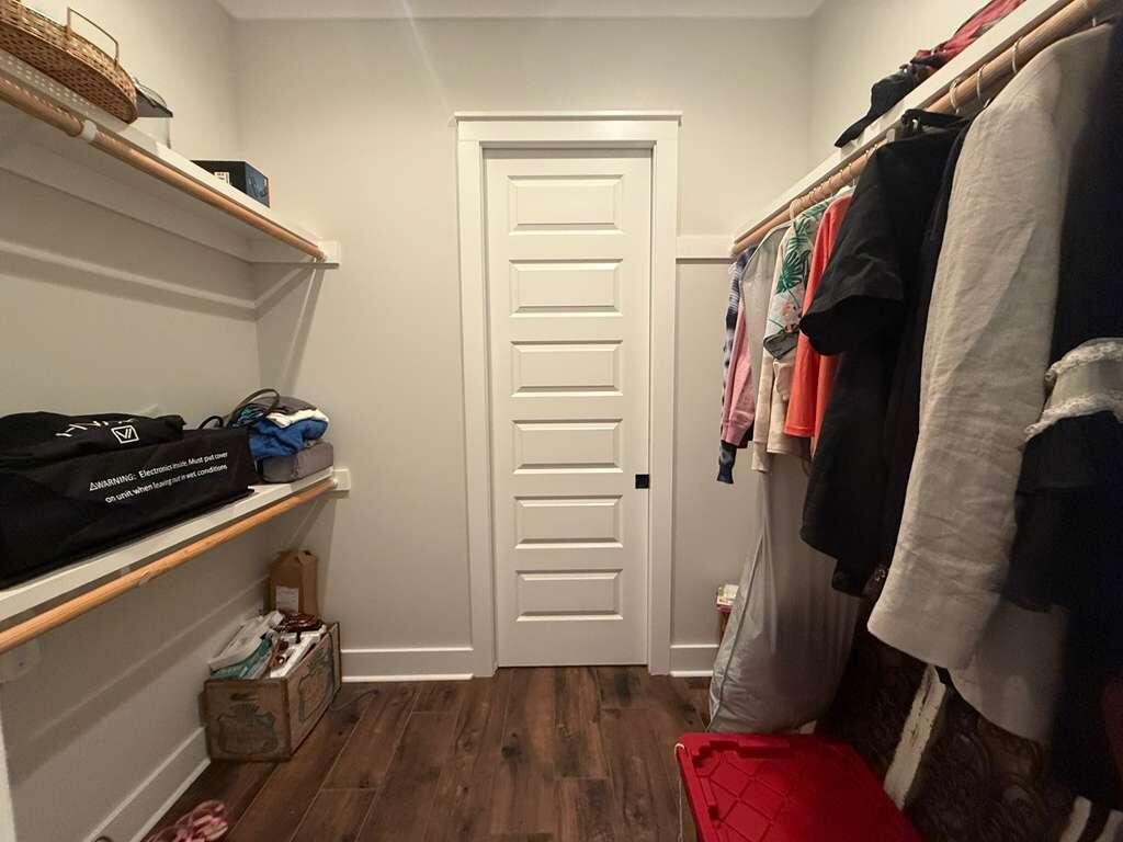DEER MOSS CREEK - Residential Lease