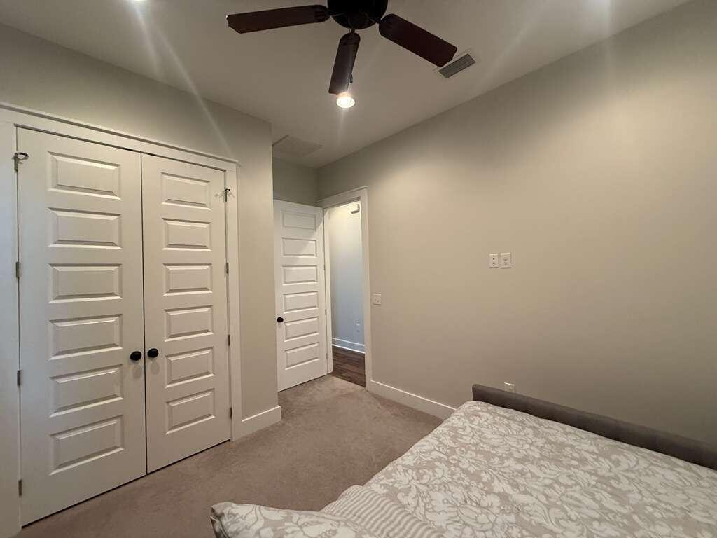 DEER MOSS CREEK - Residential Lease