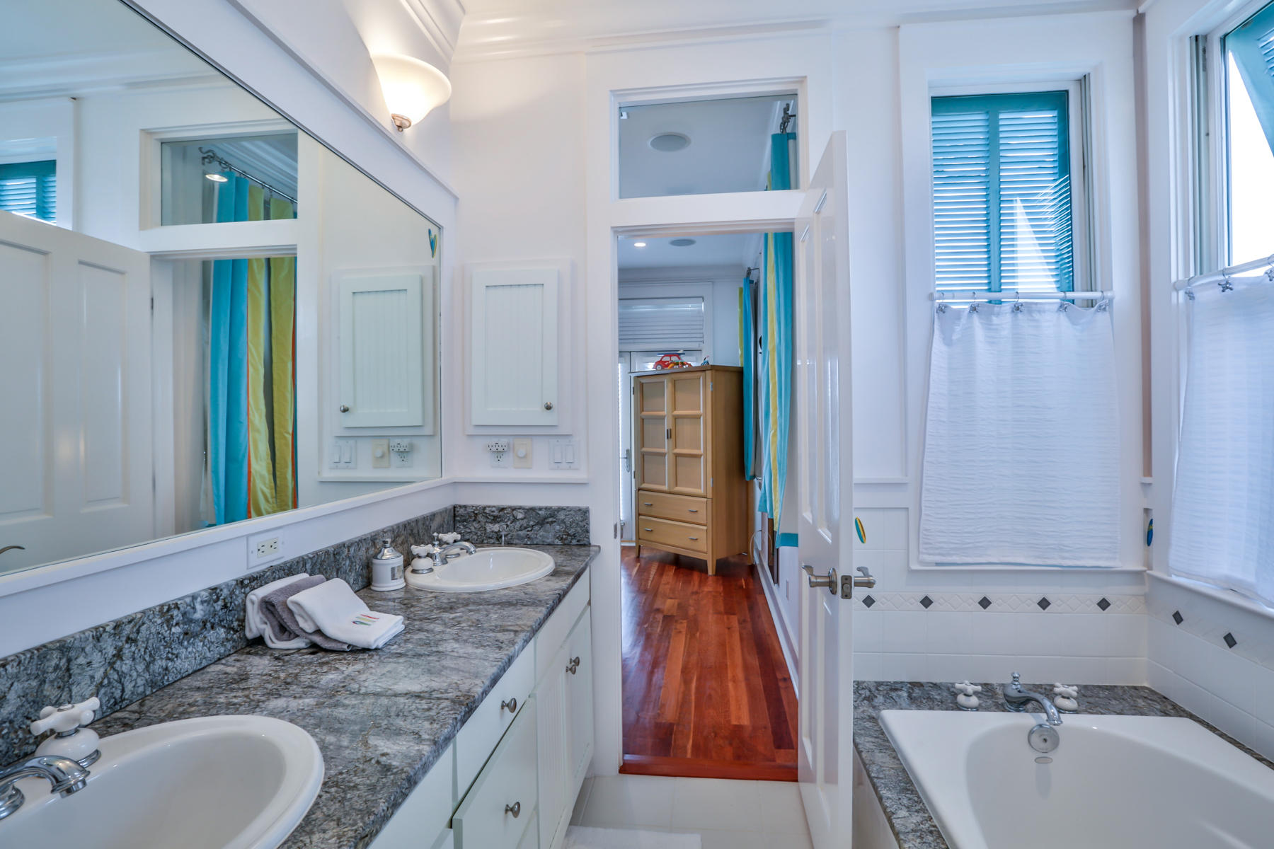 Frangista Beach - Residential