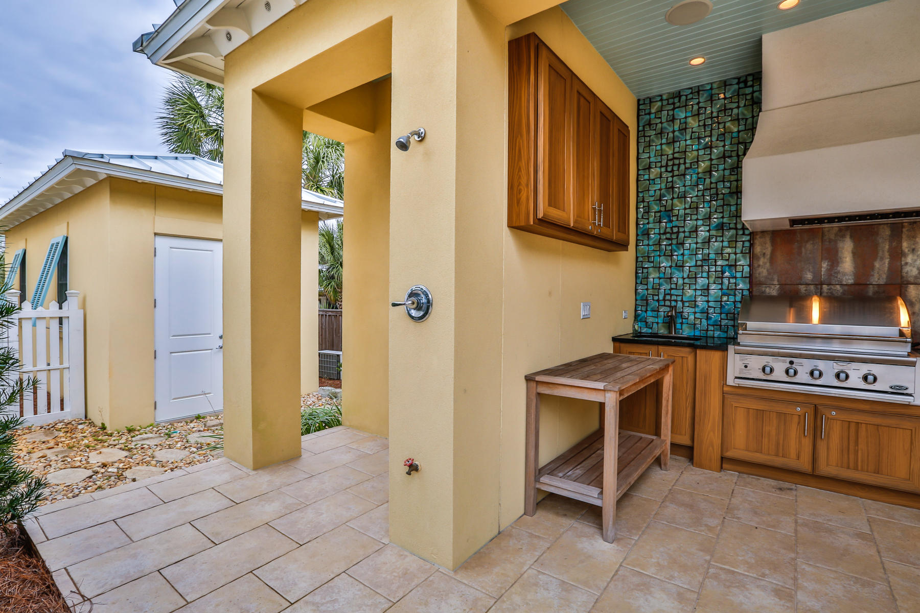 Frangista Beach - Residential