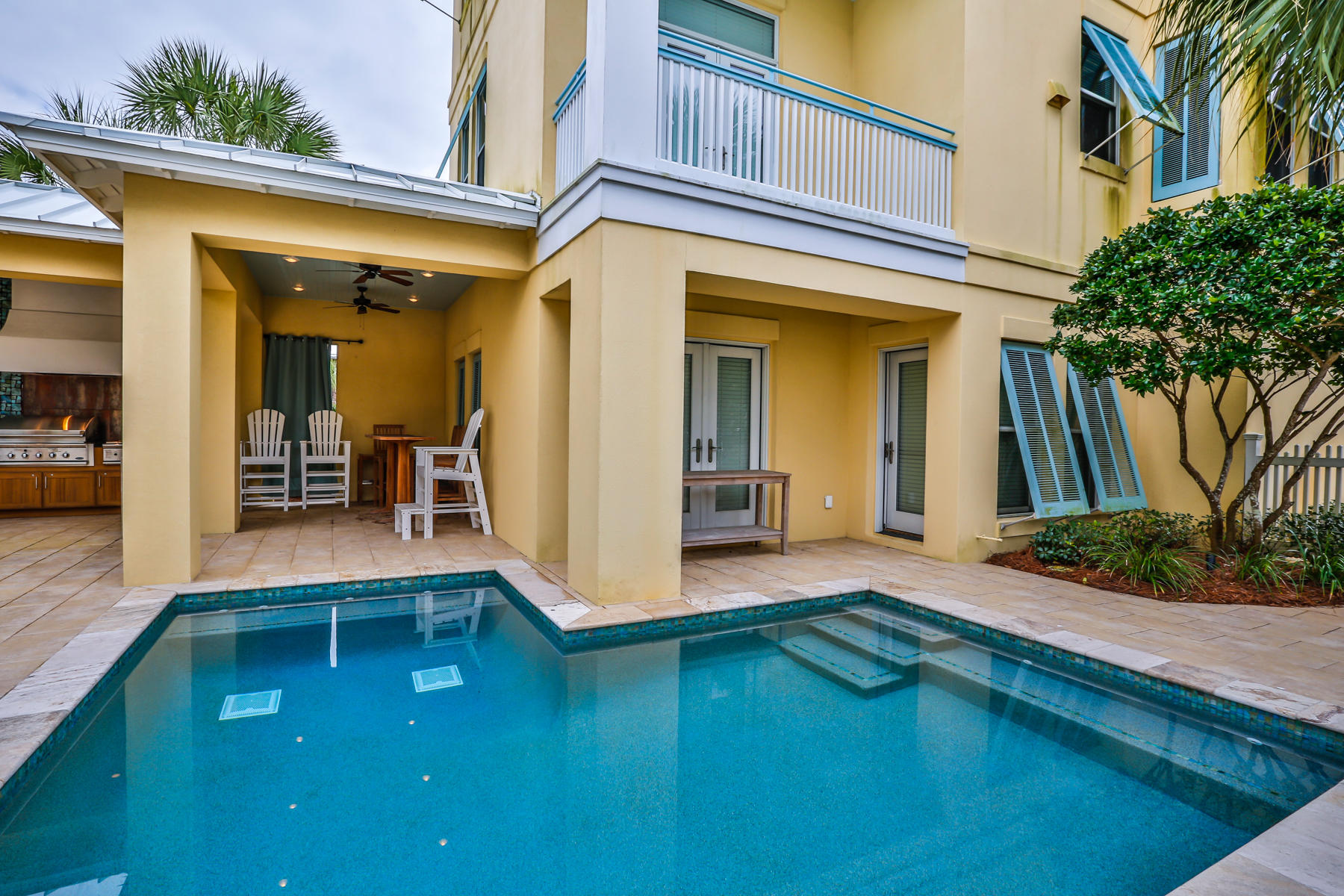 Frangista Beach - Residential