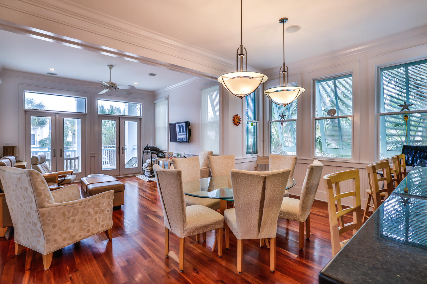 Frangista Beach - Residential