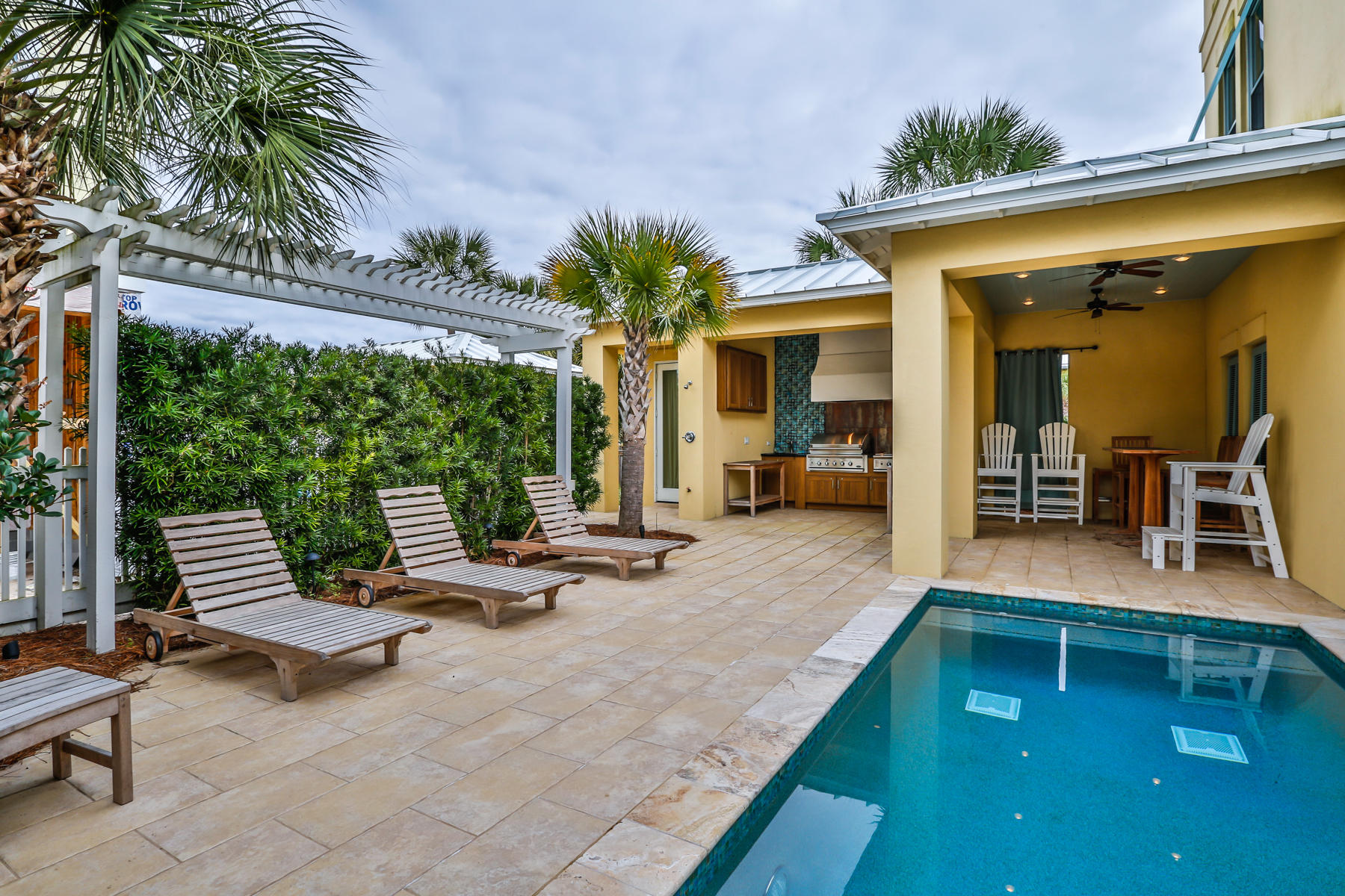 Frangista Beach - Residential