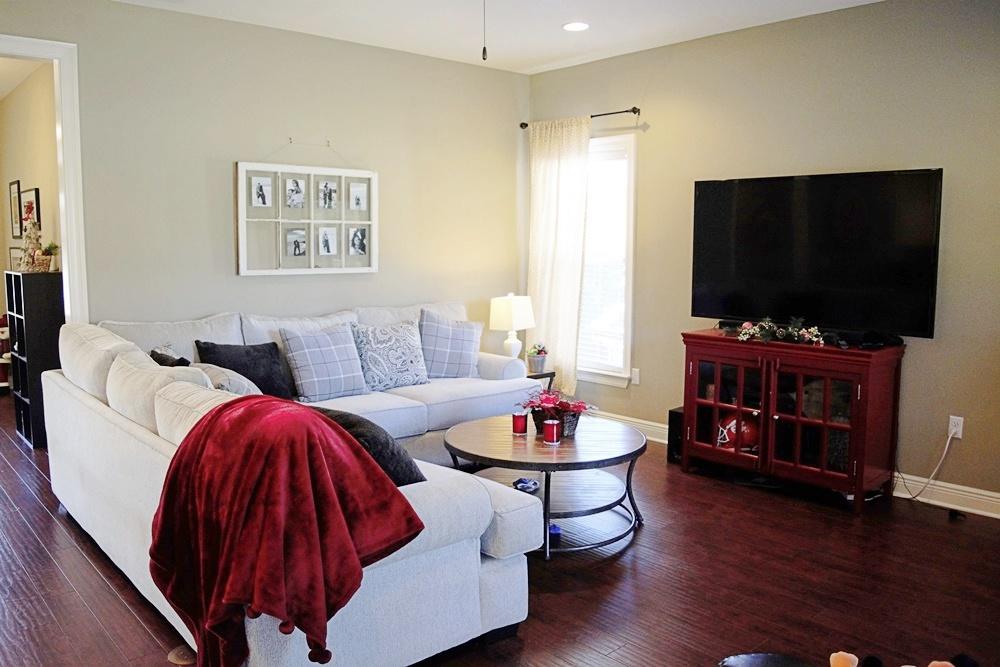 MILL CREEK FARMS - Residential