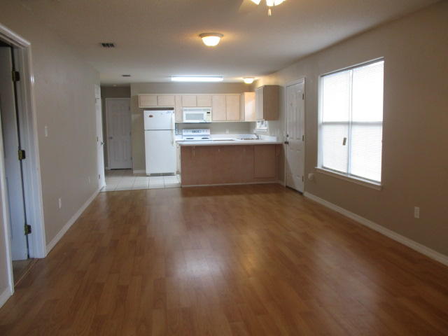 VILLA DANIELLE - Residential Lease