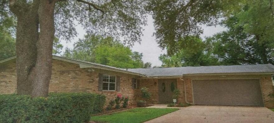 Perfect location...convenient to Eglin & Hurlbert. Perfect neighborhood! Well cared for home! Better than new. Every detail has been well thought out - from the Gas stove to the closet organizers! Walls of windows provide lots of sunny light. A/C & French doors new 2016, back fence new 2015, Enjoy your family room w/wood burning fireplace. Quarter acre manicured lawn w/old Oak trees, private fenced back yard & sprinkler system. Spotless home & garage. Sidewalks throughout neighborhood. Walk to school & park. 5 minute drive to Golf Course & Tennis. Home renovated approx 5 years ago. Granite countertops, Thomasville cabinets, Maytag appliances. All Copper Wiring. Roof is approx. 13 years old. Flood lights, Security camera system, Hurricane covers for windows. Don't miss this one!