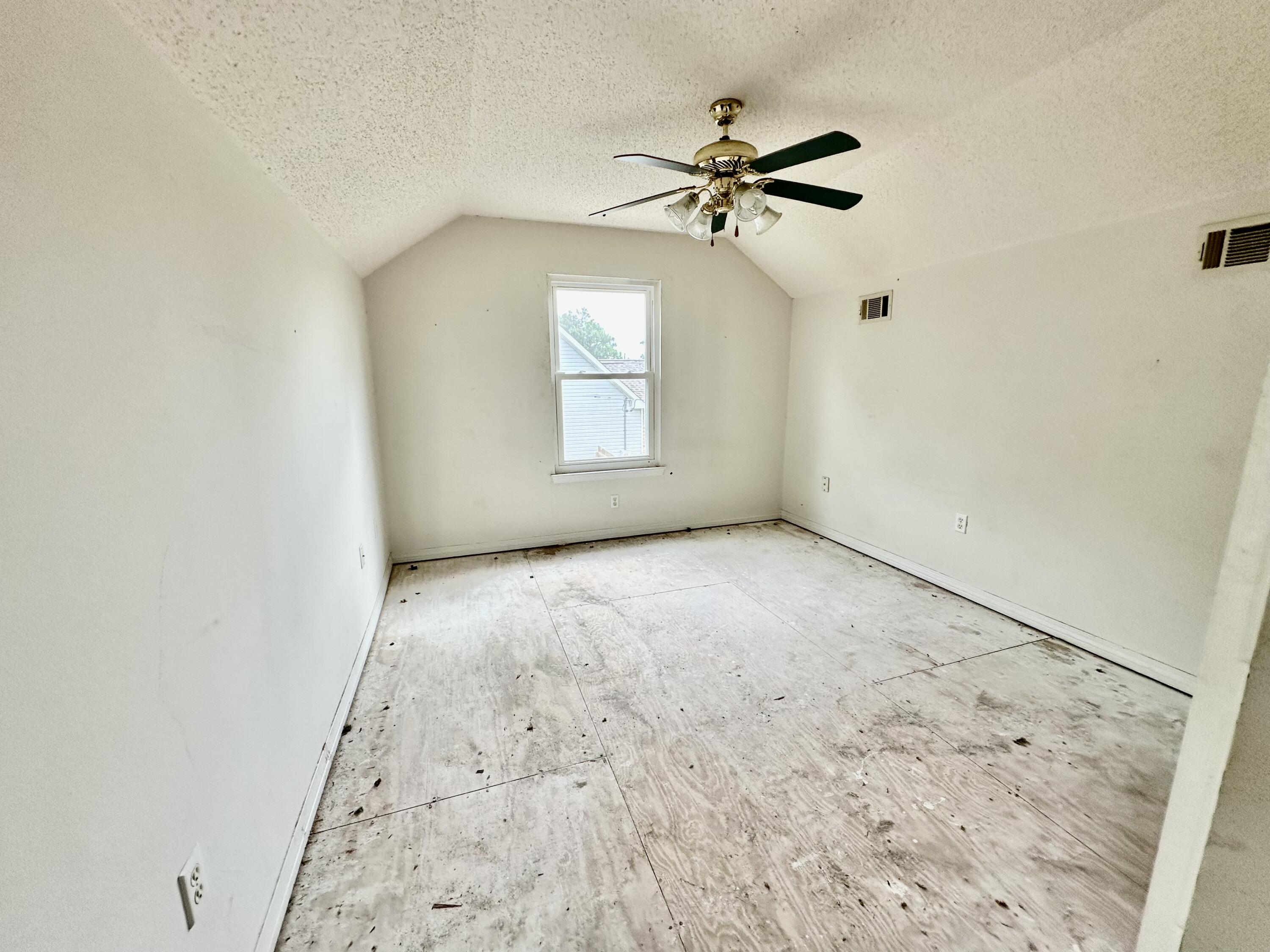 COUNTRYVIEW ESTATES 3RD ADDN - Residential