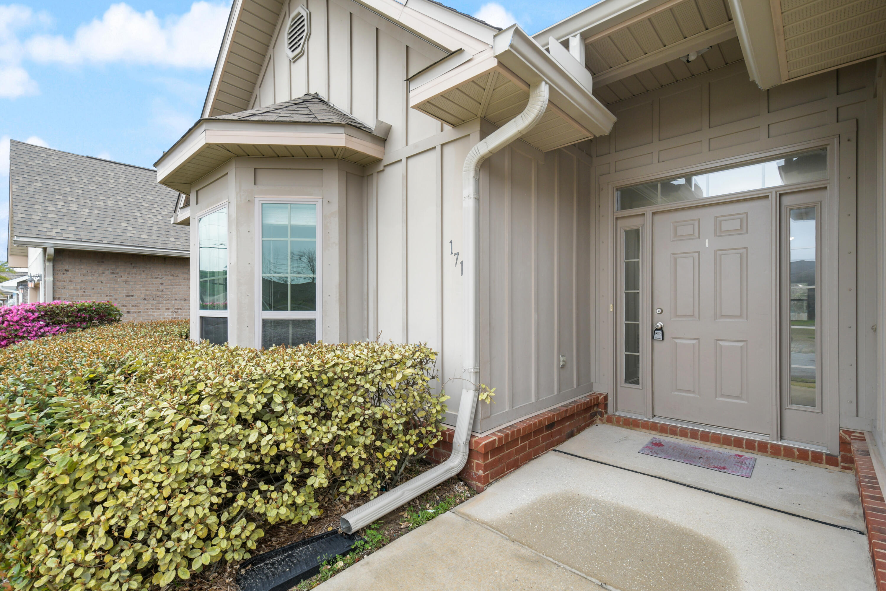 WHISPERING LAKE - Residential Lease