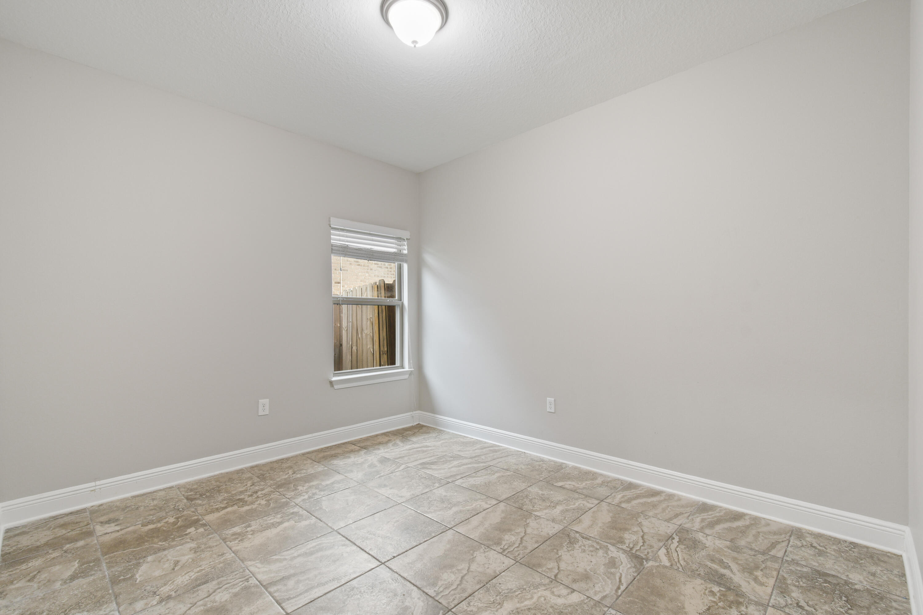 WHISPERING LAKE - Residential Lease