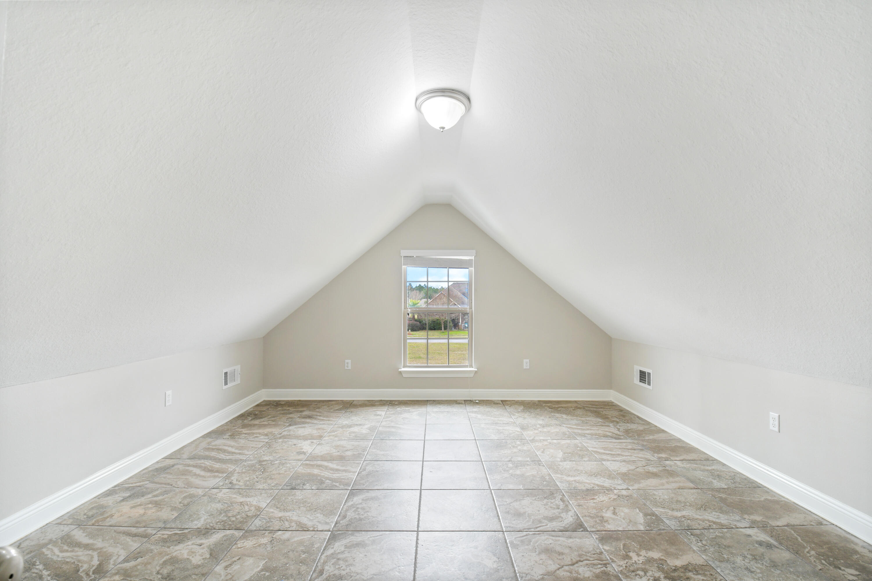 WHISPERING LAKE - Residential Lease