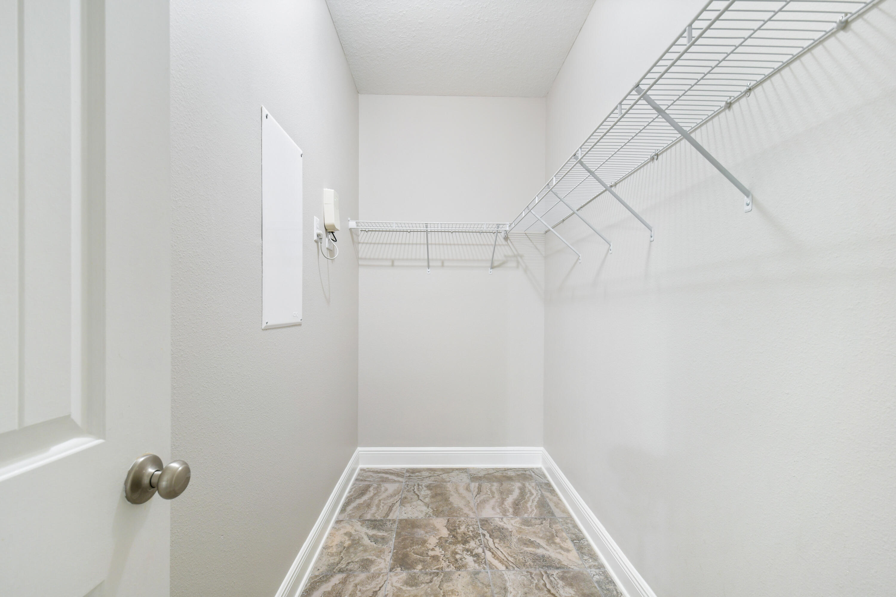 WHISPERING LAKE - Residential Lease