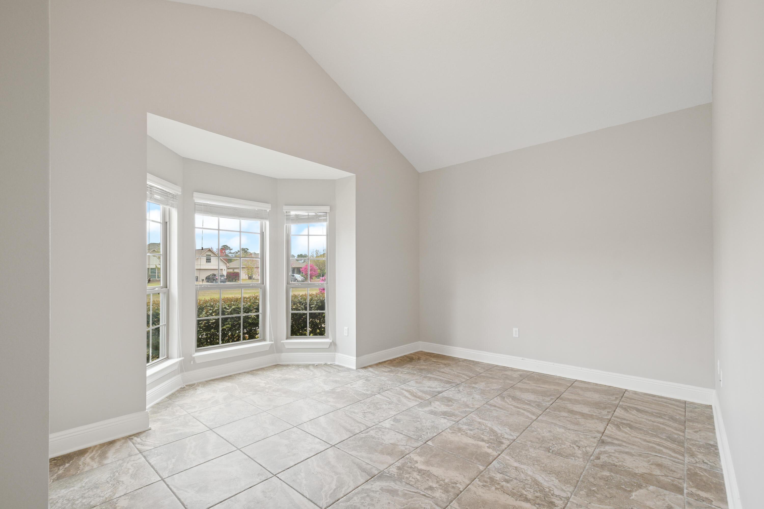 WHISPERING LAKE - Residential Lease