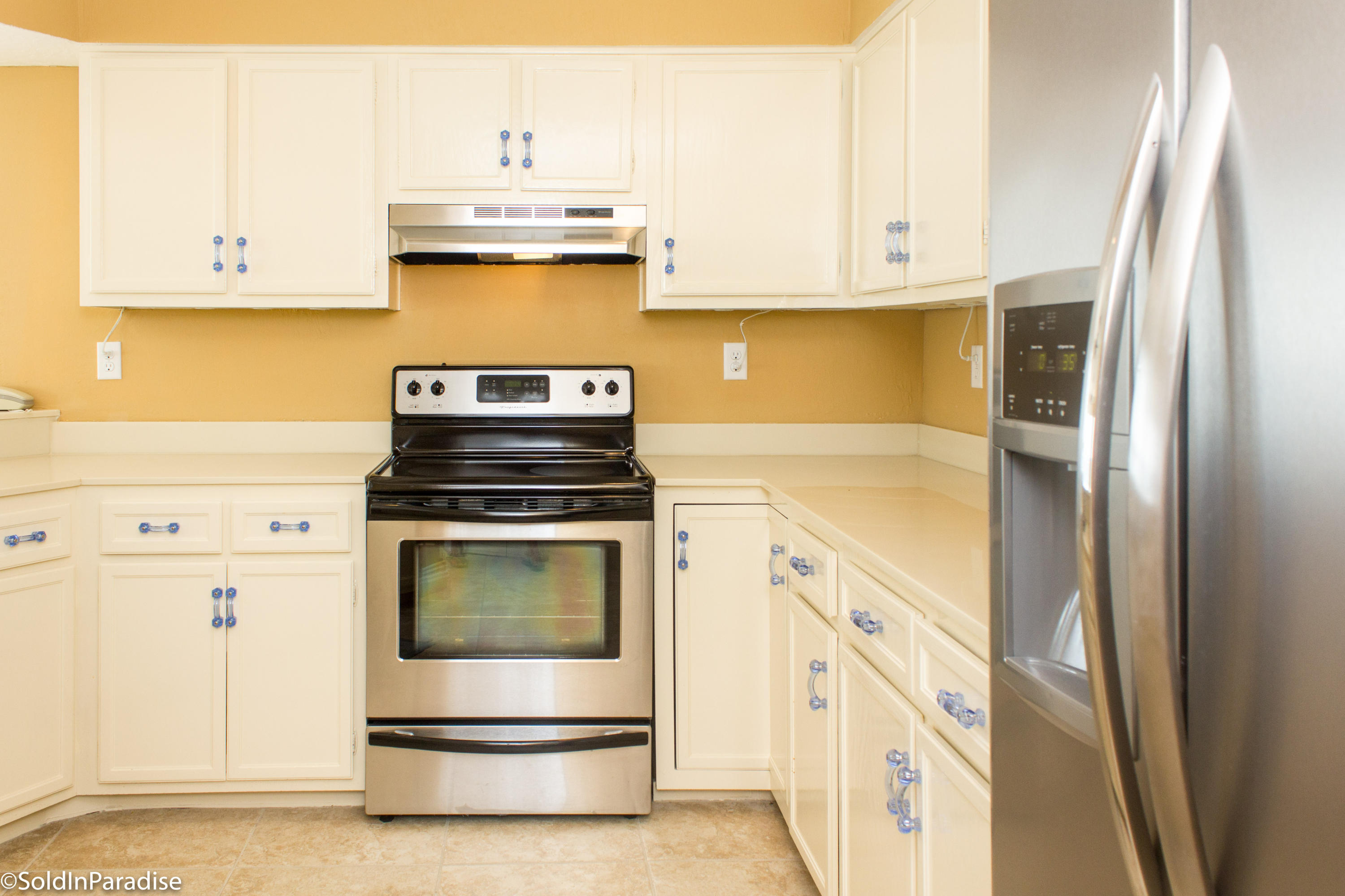 SANDSPUR CONDO - Residential