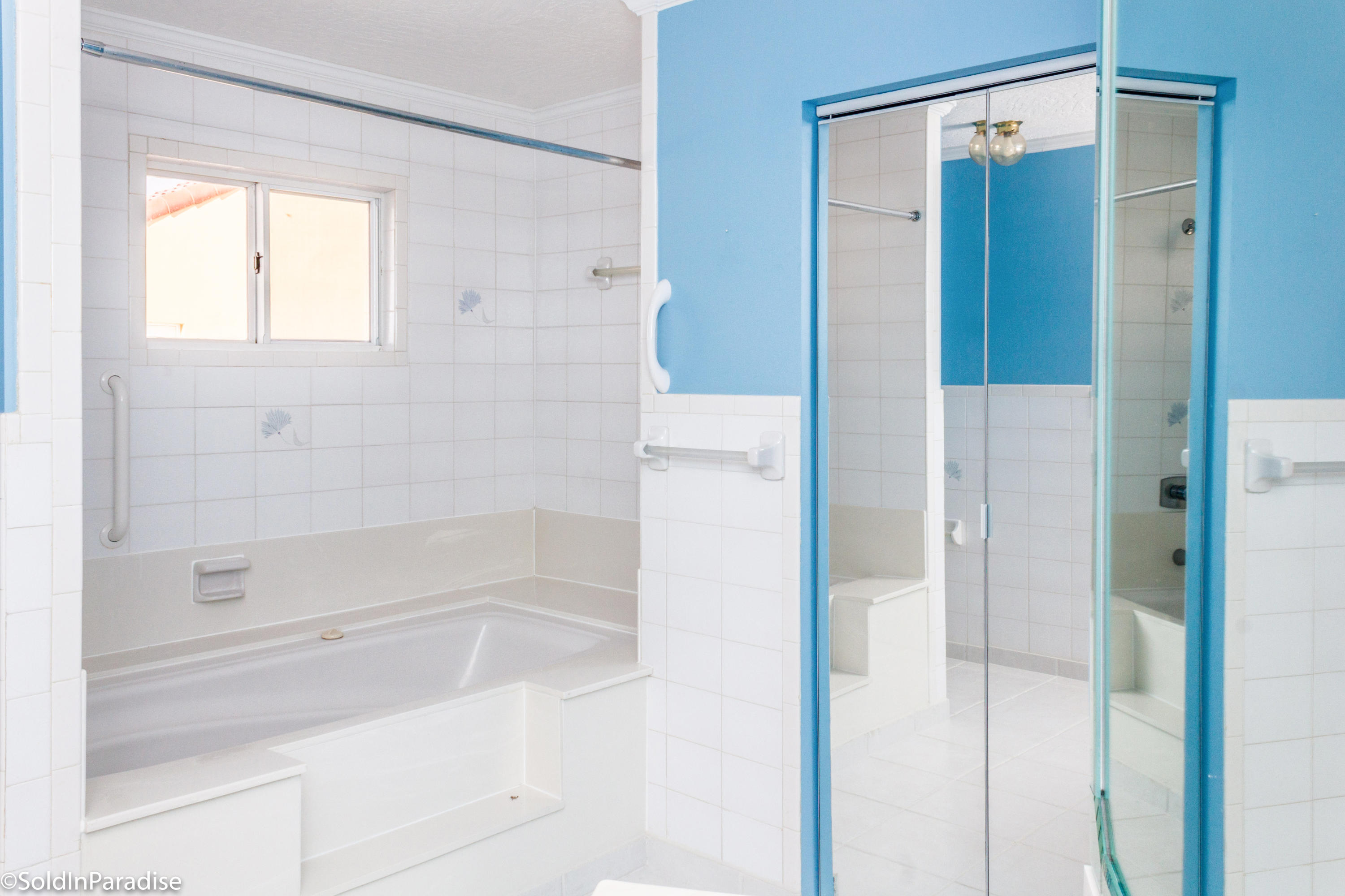 SANDSPUR CONDO - Residential