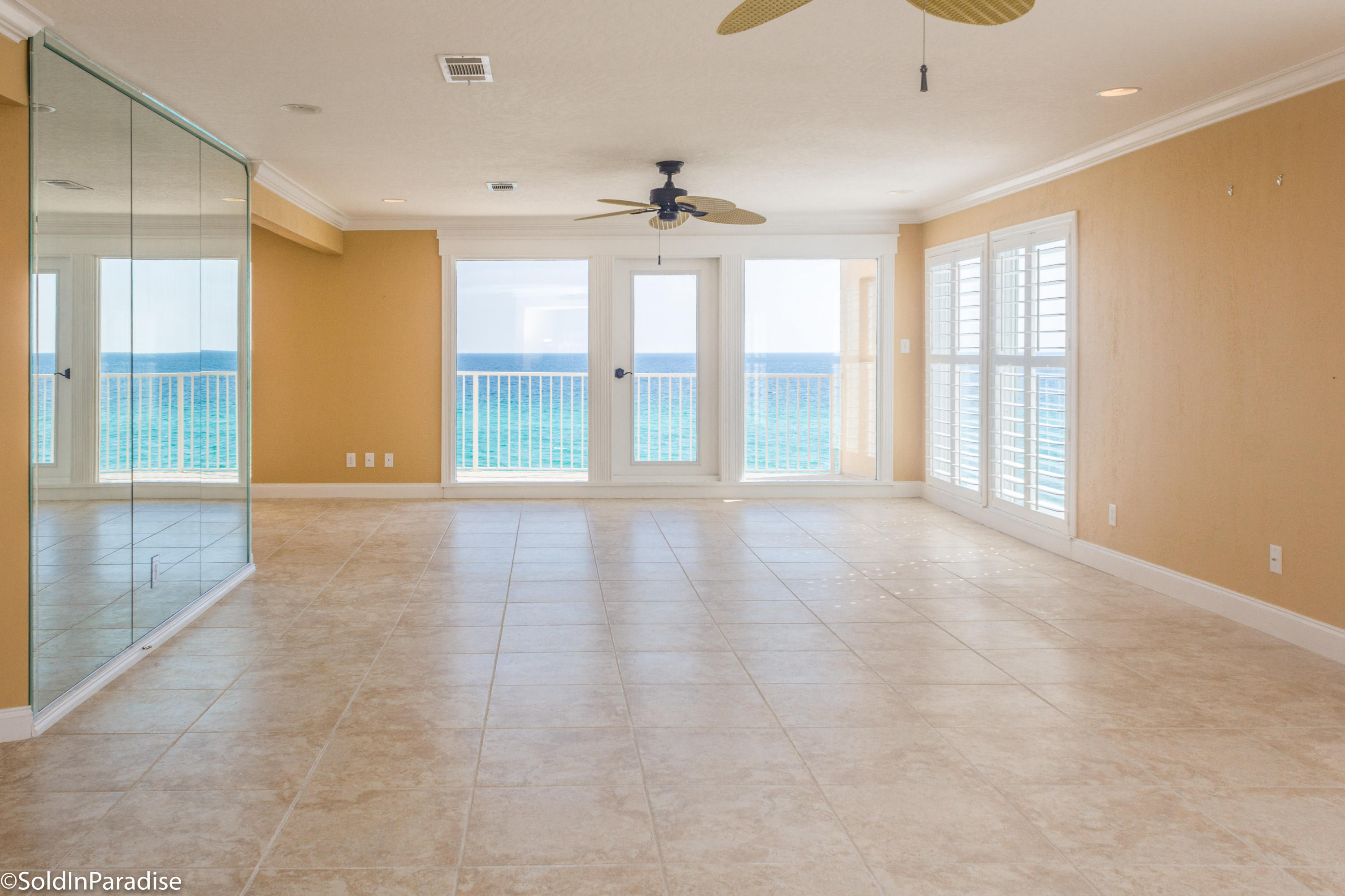 SANDSPUR CONDO - Residential