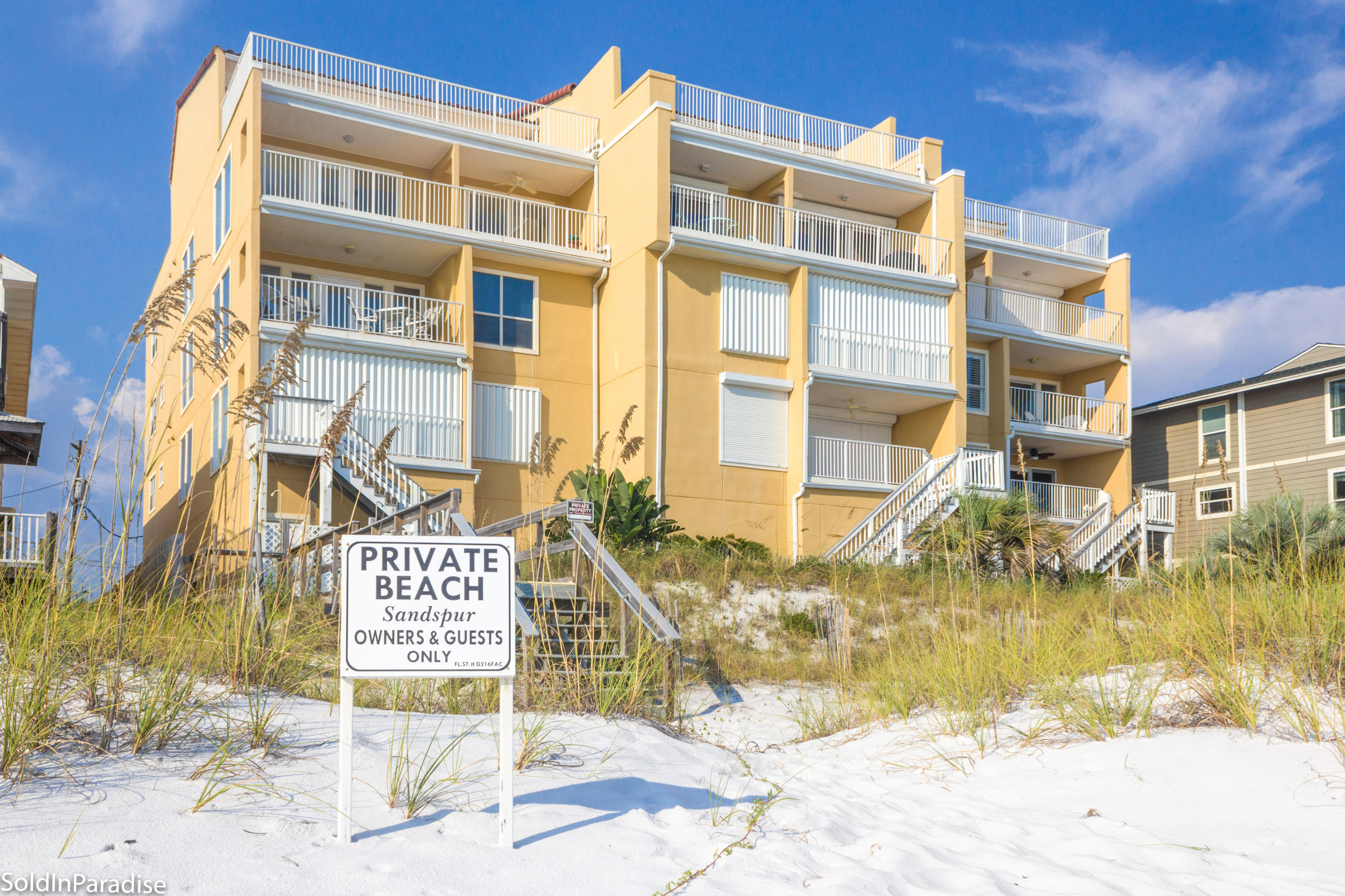 SANDSPUR CONDO - Residential